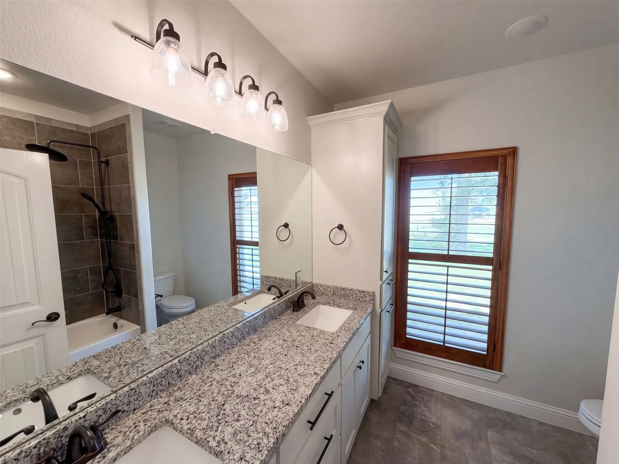 Single Family Residence For Sale in Parker County , 1532 Turpin Lake Road, Poolville, Texas 76487, 4 Bedroom, 3 Bathroom, 3 Garage spaces, 2,541 Sqft, built in 2021, mls#21410751, Real Estate Agent in Poolville, Homes For Sale in Parker county, Homes For Sale in Poolville, Realtor in Poolville Texas, Real Estate Brokerage Independent Realty Texas, Luminita Cordes Realtor