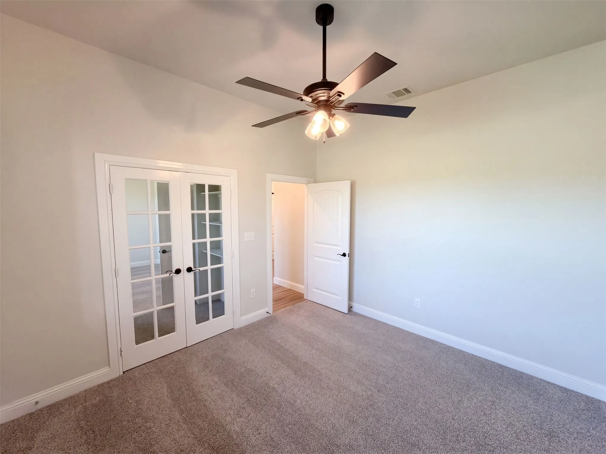 Single Family Residence For Sale in Parker County , 1532 Turpin Lake Road, Poolville, Texas 76487, 4 Bedroom, 3 Bathroom, 3 Garage spaces, 2,541 Sqft, built in 2021, mls#21410751, Real Estate Agent in Poolville, Homes For Sale in Parker county, Homes For Sale in Poolville, Realtor in Poolville Texas, Real Estate Brokerage Independent Realty Texas, Luminita Cordes Realtor