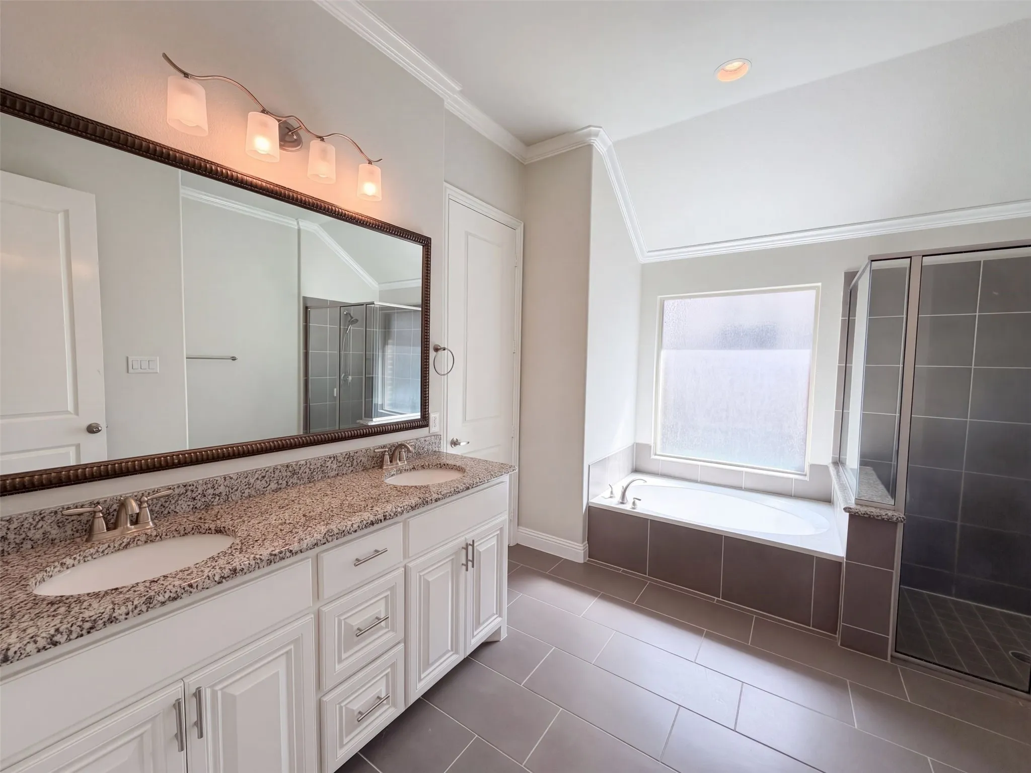 Single Family Residence For Sale in Denton County , 14728 Cedar Flat Way, Fort Worth, Texas 76262, 3 Bedroom, 2 Bathroom, 2 Garage spaces, 2,241 Sqft, built in 2016, mls#21410692, Real Estate Agent in Fort Worth, Homes For Sale in Denton county, Homes For Sale in Fort Worth, Realtor in Fort Worth Texas, Real Estate Brokerage Independent Realty Texas, Luminita Cordes Realtor