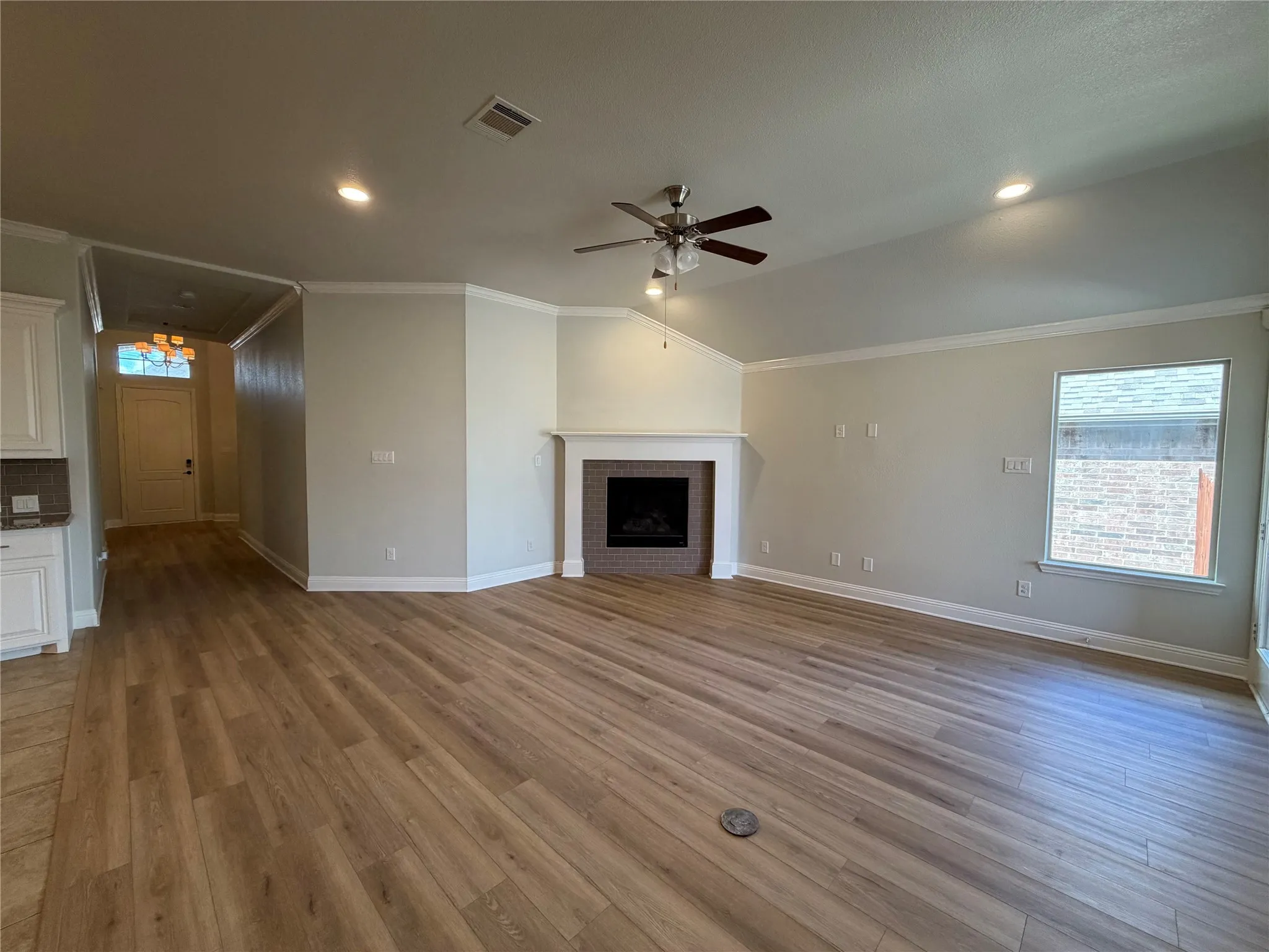 Single Family Residence For Sale in Denton County , 14728 Cedar Flat Way, Fort Worth, Texas 76262, 3 Bedroom, 2 Bathroom, 2 Garage spaces, 2,241 Sqft, built in 2016, mls#21410692, Real Estate Agent in Fort Worth, Homes For Sale in Denton county, Homes For Sale in Fort Worth, Realtor in Fort Worth Texas, Real Estate Brokerage Independent Realty Texas, Luminita Cordes Realtor