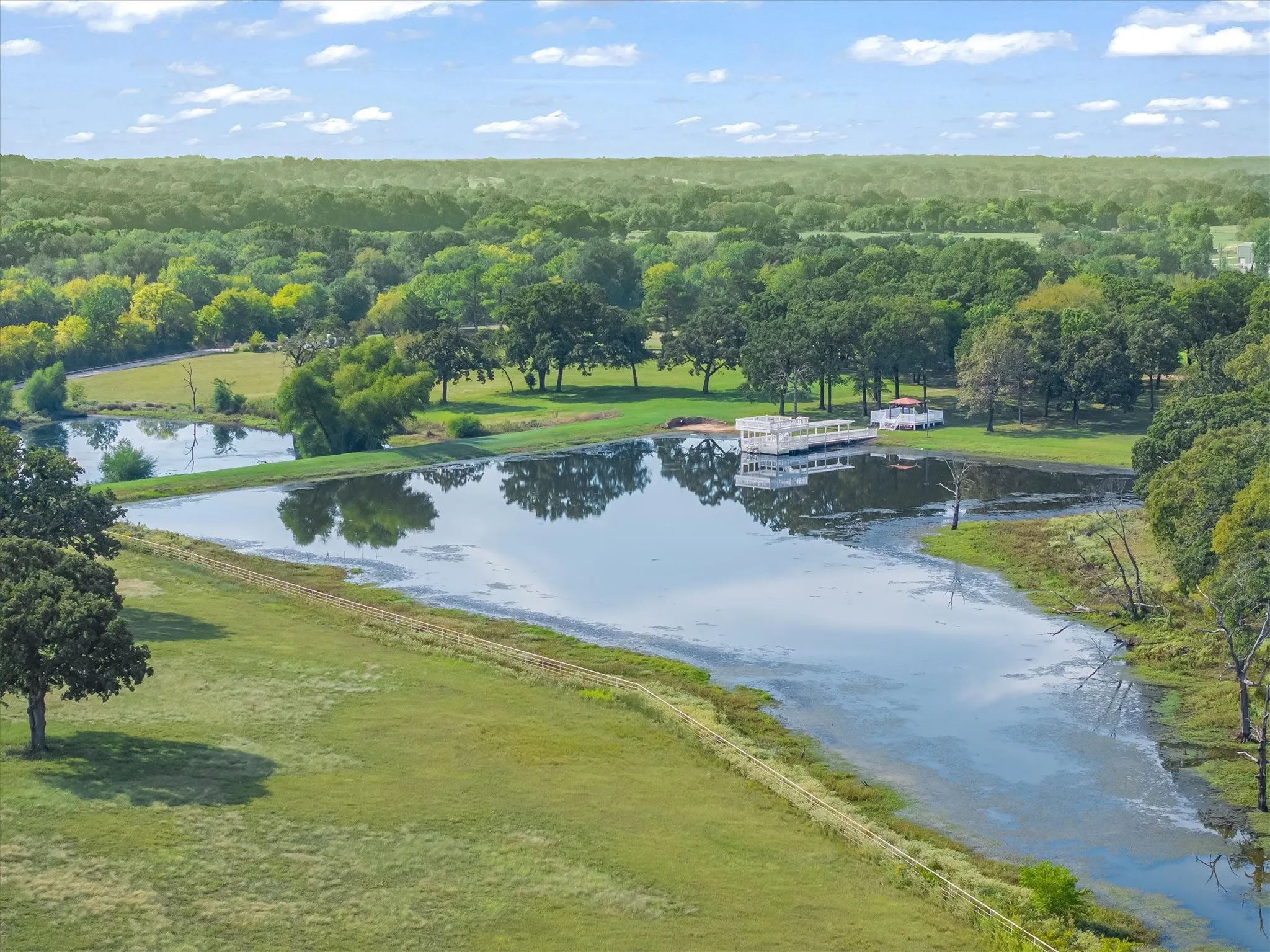 Farm For Sale in Van Zandt County , 323 VZ County Road 3507, Edgewood, Texas 75117, 6 Bedroom, 6 Bathroom, 3 Garage spaces, 6,164 Sqft, built in 2003, mls#21387487, Real Estate Agent in Edgewood, Homes For Sale in Van Zandt county, Homes For Sale in Edgewood, Realtor in Edgewood Texas, Real Estate Brokerage Independent Realty Texas, Luminita Cordes Realtor