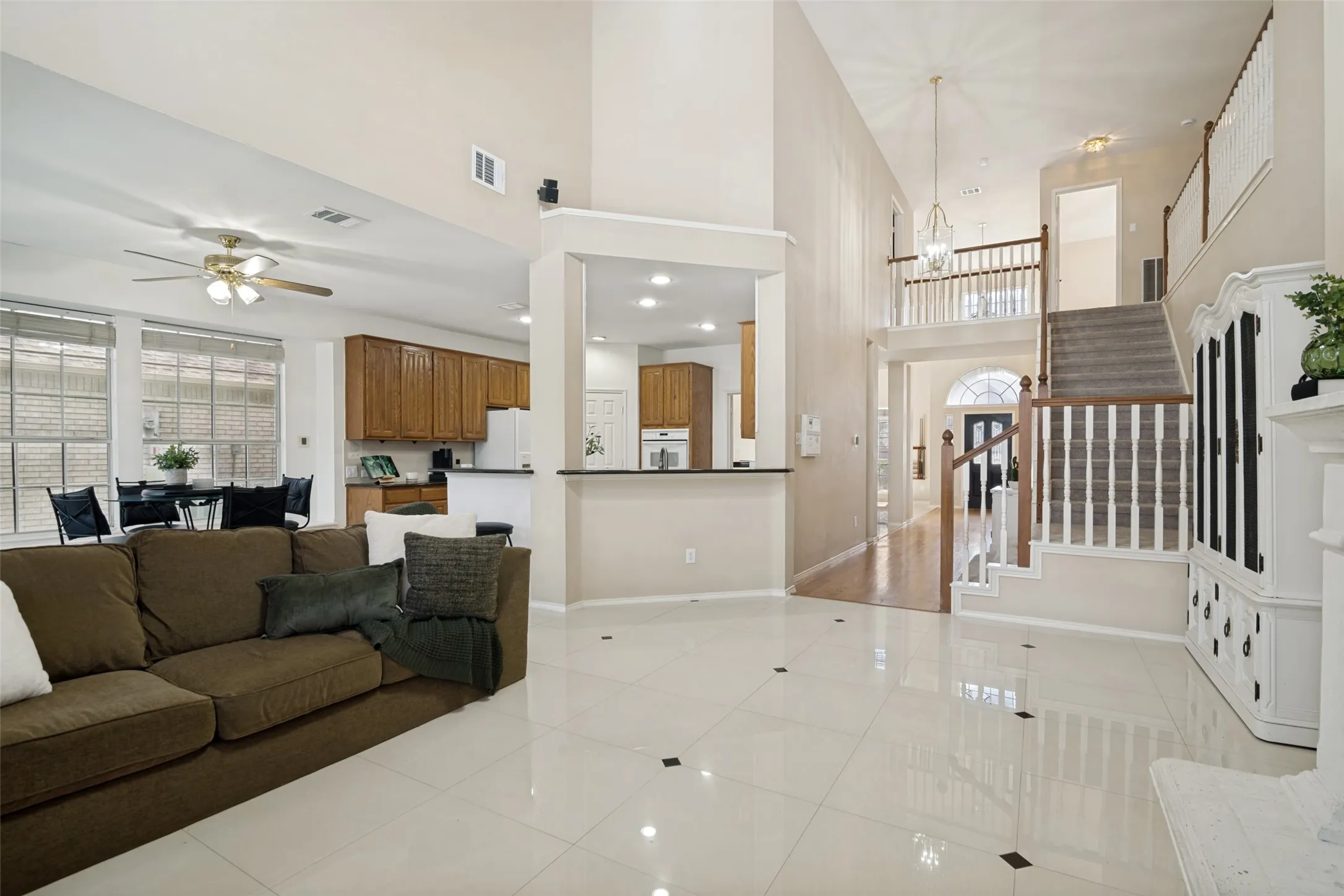 Single Family Residence For Sale in Denton County , 4304 Cape Cod Drive, The Colony, Texas 75056, 4 Bedroom, 4 Bathroom, 2 Garage spaces, 3,477 Sqft, built in 1996, mls#21411169, Real Estate Agent in The Colony, Homes For Sale in Denton county, Homes For Sale in The Colony, Realtor in The Colony Texas, Real Estate Brokerage Independent Realty Texas, Luminita Cordes Realtor