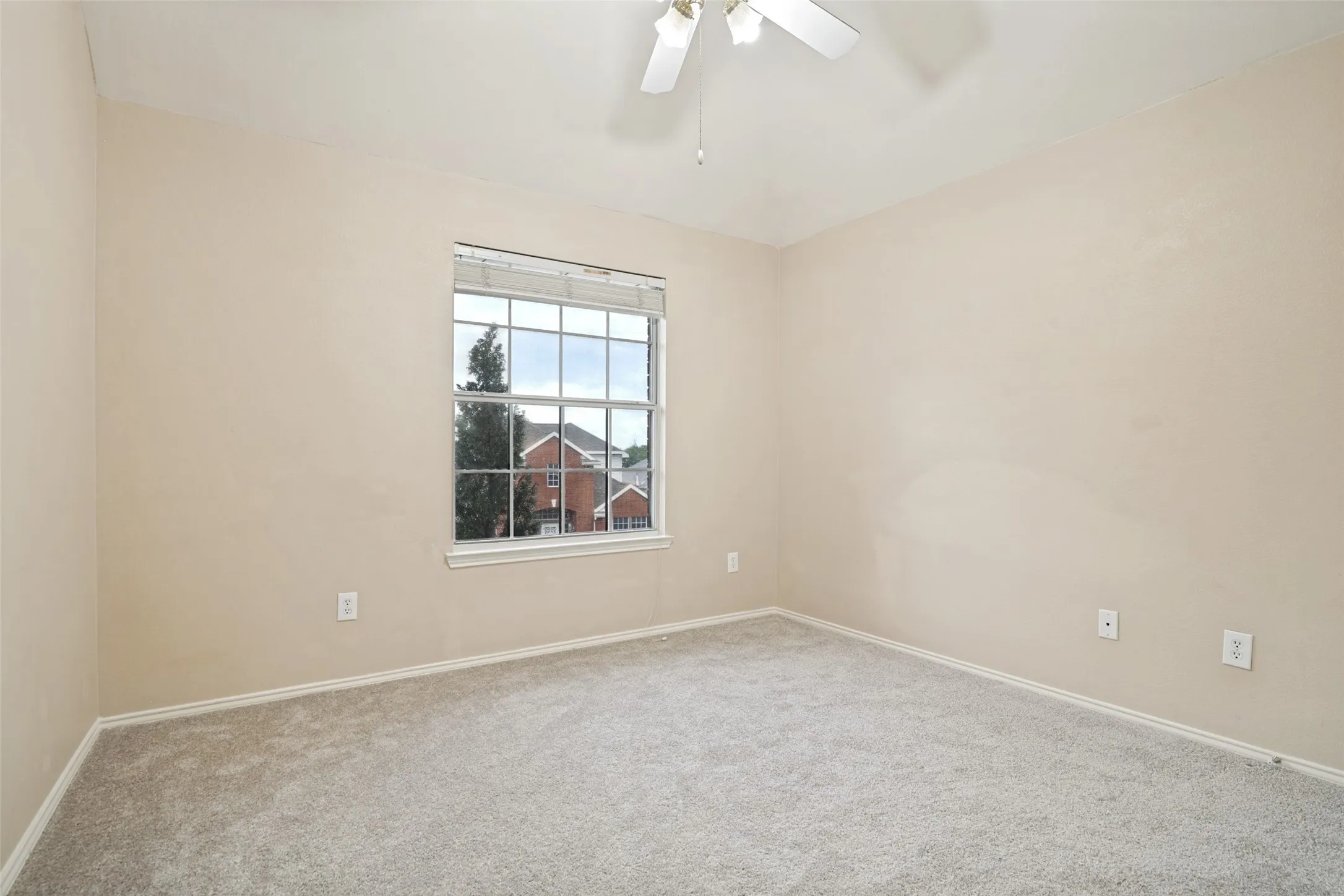 Single Family Residence For Sale in Denton County , 4304 Cape Cod Drive, The Colony, Texas 75056, 4 Bedroom, 4 Bathroom, 2 Garage spaces, 3,477 Sqft, built in 1996, mls#21411169, Real Estate Agent in The Colony, Homes For Sale in Denton county, Homes For Sale in The Colony, Realtor in The Colony Texas, Real Estate Brokerage Independent Realty Texas, Luminita Cordes Realtor