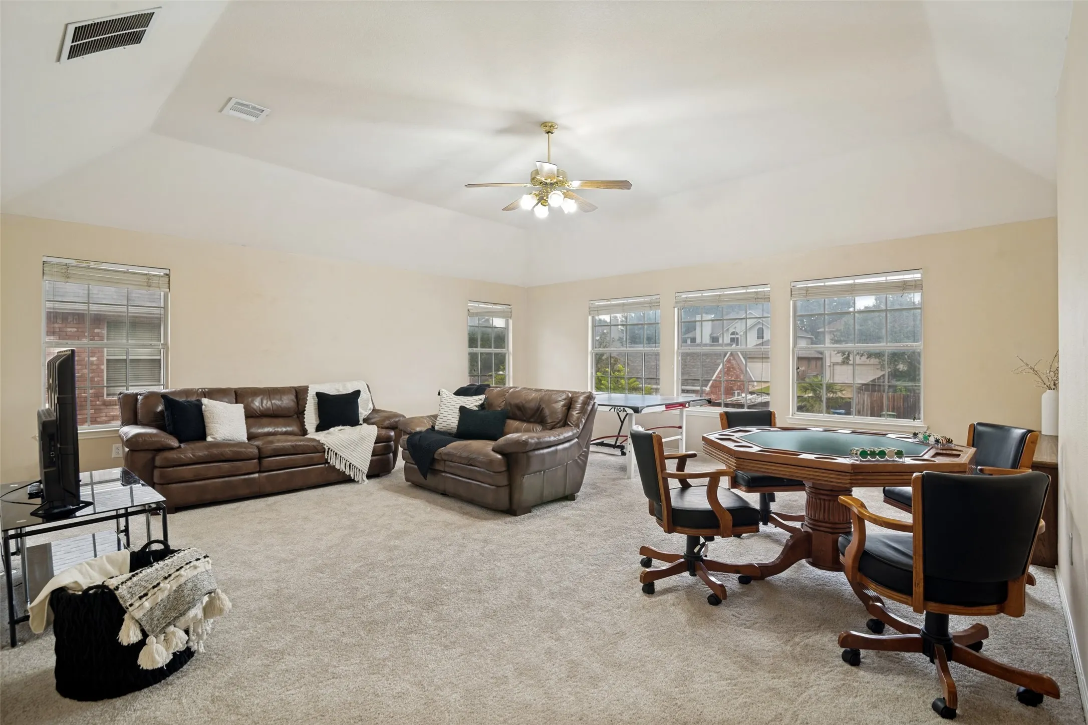 Single Family Residence For Sale in Denton County , 4304 Cape Cod Drive, The Colony, Texas 75056, 4 Bedroom, 4 Bathroom, 2 Garage spaces, 3,477 Sqft, built in 1996, mls#21411169, Real Estate Agent in The Colony, Homes For Sale in Denton county, Homes For Sale in The Colony, Realtor in The Colony Texas, Real Estate Brokerage Independent Realty Texas, Luminita Cordes Realtor