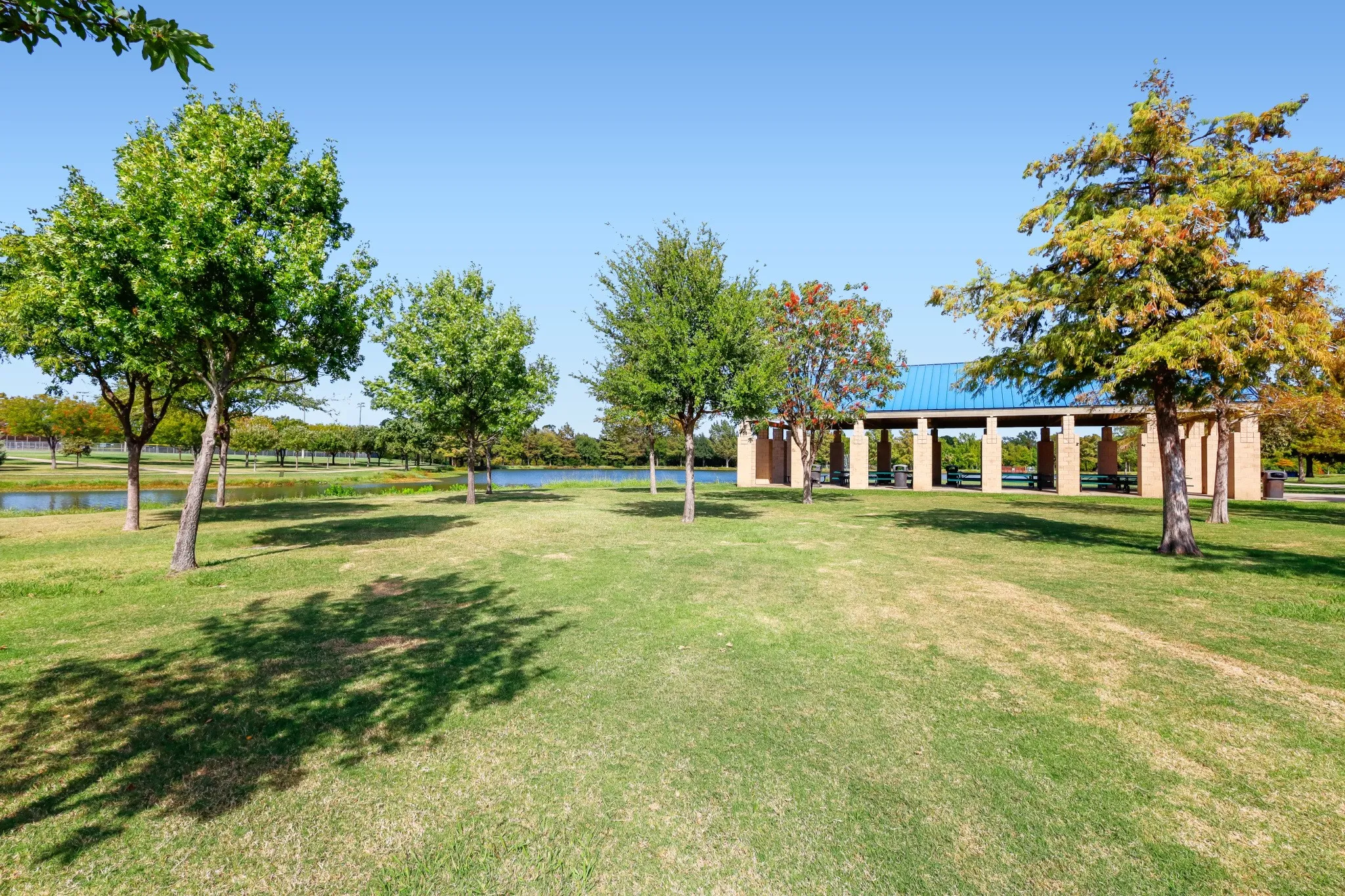 Single Family Residence For Sale in Collin County , 8121 Fountain Springs Drive, Plano, Texas 75025, 4 Bedroom, 3 Bathroom, 2 Garage spaces, 3,031 Sqft, built in 1999, mls#21401036, Real Estate Agent in Plano, Homes For Sale in Collin county, Homes For Sale in Plano, Realtor in Plano Texas, Real Estate Brokerage Independent Realty Texas, Luminita Cordes Realtor