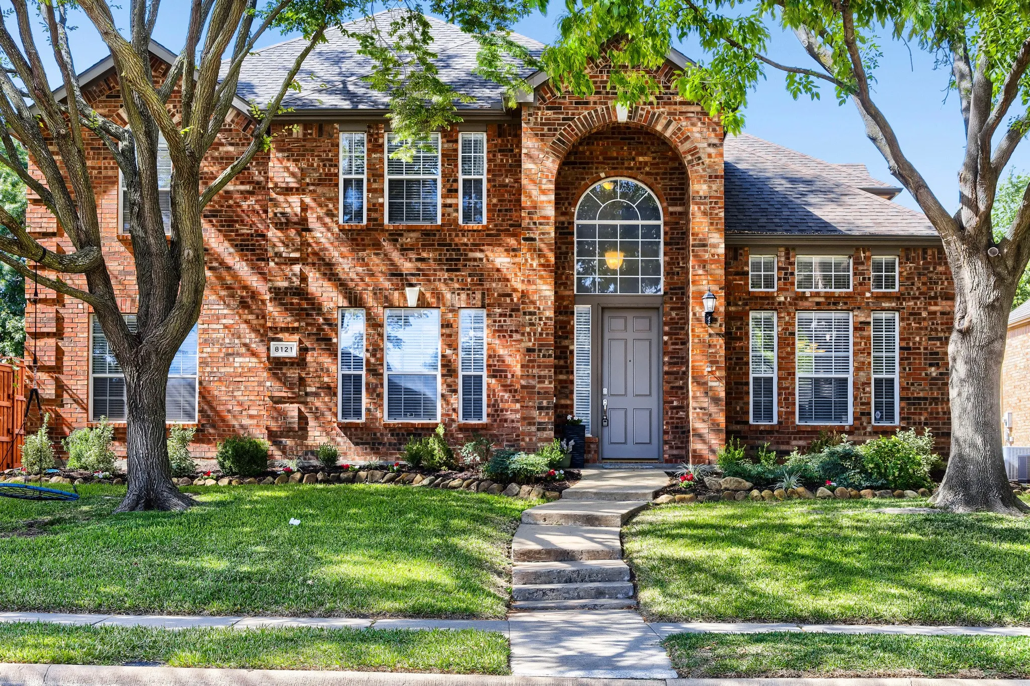 Single Family Residence For Sale