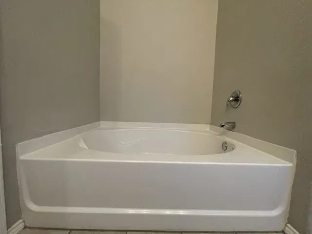 Single Family Residence For Rent in Tarrant County , 7540 Berrenda Drive, Fort Worth, Texas 76131, 3 Bedroom, 2 Bathroom, 2 Garage spaces, 2,157 Sqft, built in 2012, mls#21411181, Real Estate Agent in Fort Worth, Homes For Rent in Tarrant county, Homes For Rent in Fort Worth, Realtor in Fort Worth Texas, Real Estate Brokerage Independent Realty Texas, Luminita Cordes Realtor