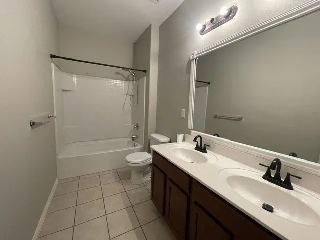 Single Family Residence For Rent in Tarrant County , 7540 Berrenda Drive, Fort Worth, Texas 76131, 3 Bedroom, 2 Bathroom, 2 Garage spaces, 2,157 Sqft, built in 2012, mls#21411181, Real Estate Agent in Fort Worth, Homes For Rent in Tarrant county, Homes For Rent in Fort Worth, Realtor in Fort Worth Texas, Real Estate Brokerage Independent Realty Texas, Luminita Cordes Realtor