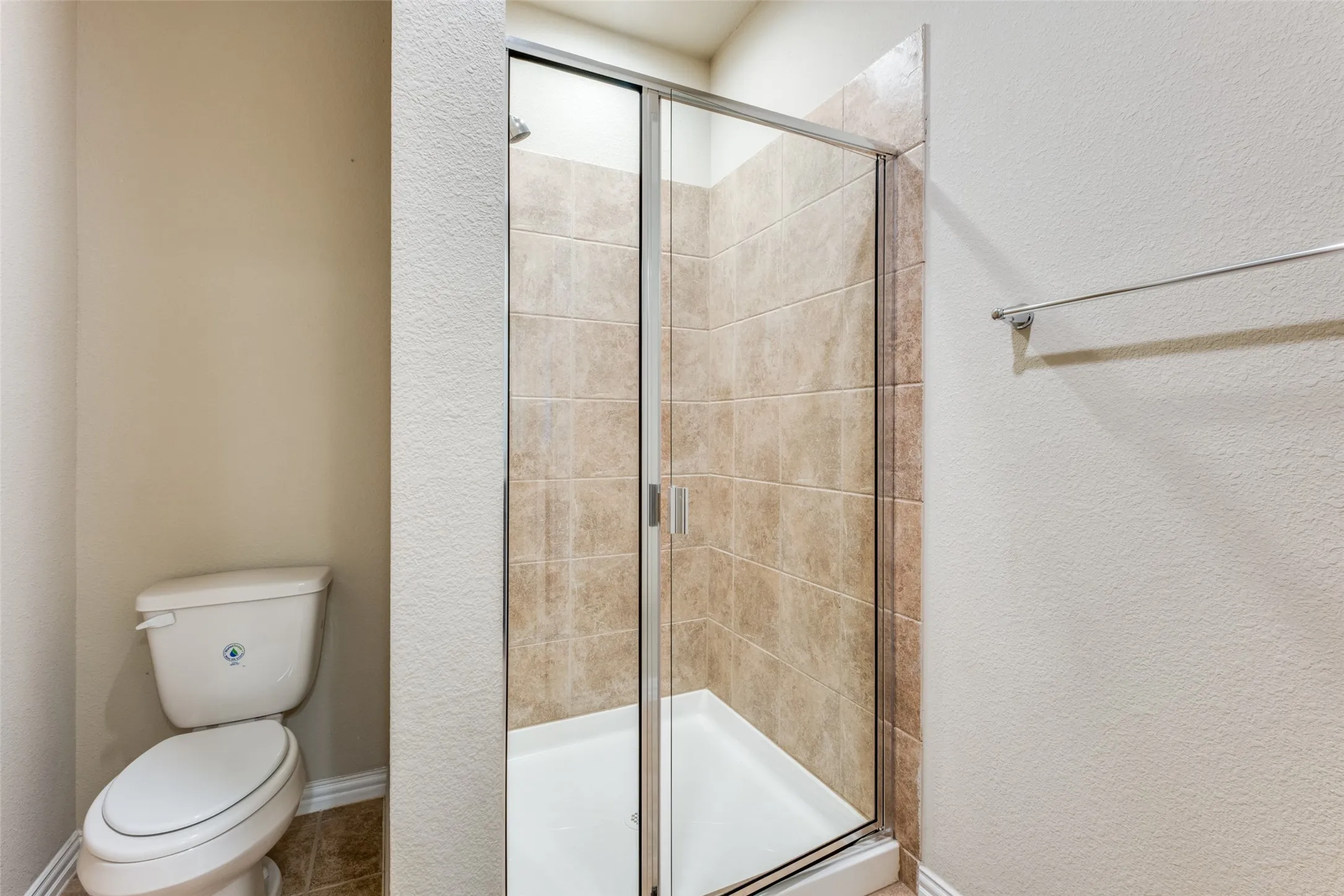 Single Family Residence For Rent in Dallas County , 4662 Ralph Lane, Dallas, Texas 75227, 3 Bedroom, 3 Bathroom, 2 Garage spaces, 2,015 Sqft, built in 2018, mls#21410630, Real Estate Agent in Dallas, Homes For Rent in Dallas county, Homes For Rent in Dallas, Realtor in Dallas Texas, Real Estate Brokerage Independent Realty Texas, Luminita Cordes Realtor