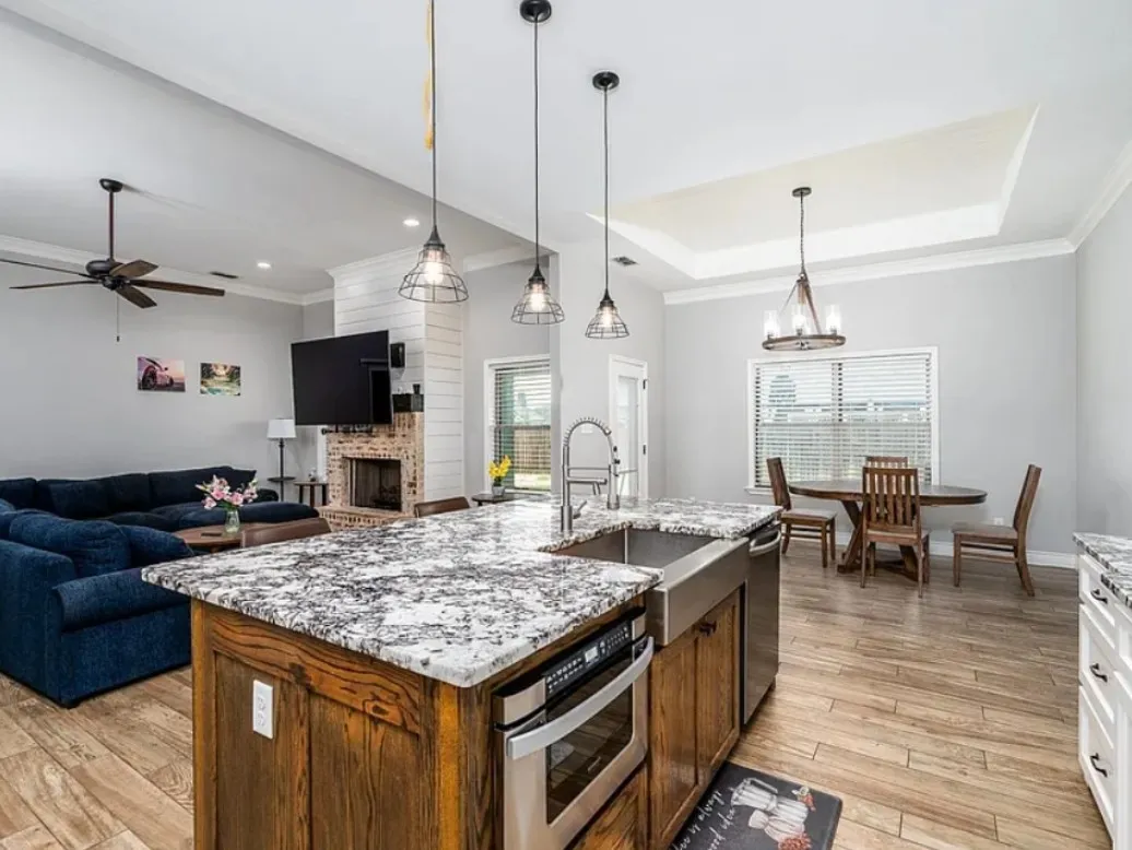 Single Family Residence For Rent in Taylor County , 6509 Red Yucca Road, Abilene, Texas 79606, 4 Bedroom, 3 Bathroom, 2 Garage spaces, 2,371 Sqft, built in 2019, mls#21411189, Real Estate Agent in Abilene, Homes For Rent in Taylor county, Homes For Rent in Abilene, Realtor in Abilene Texas, Real Estate Brokerage Independent Realty Texas, Luminita Cordes Realtor