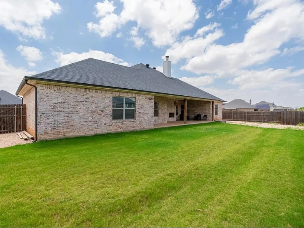 Single Family Residence For Rent in Taylor County , 6509 Red Yucca Road, Abilene, Texas 79606, 4 Bedroom, 3 Bathroom, 2 Garage spaces, 2,371 Sqft, built in 2019, mls#21411189, Real Estate Agent in Abilene, Homes For Rent in Taylor county, Homes For Rent in Abilene, Realtor in Abilene Texas, Real Estate Brokerage Independent Realty Texas, Luminita Cordes Realtor