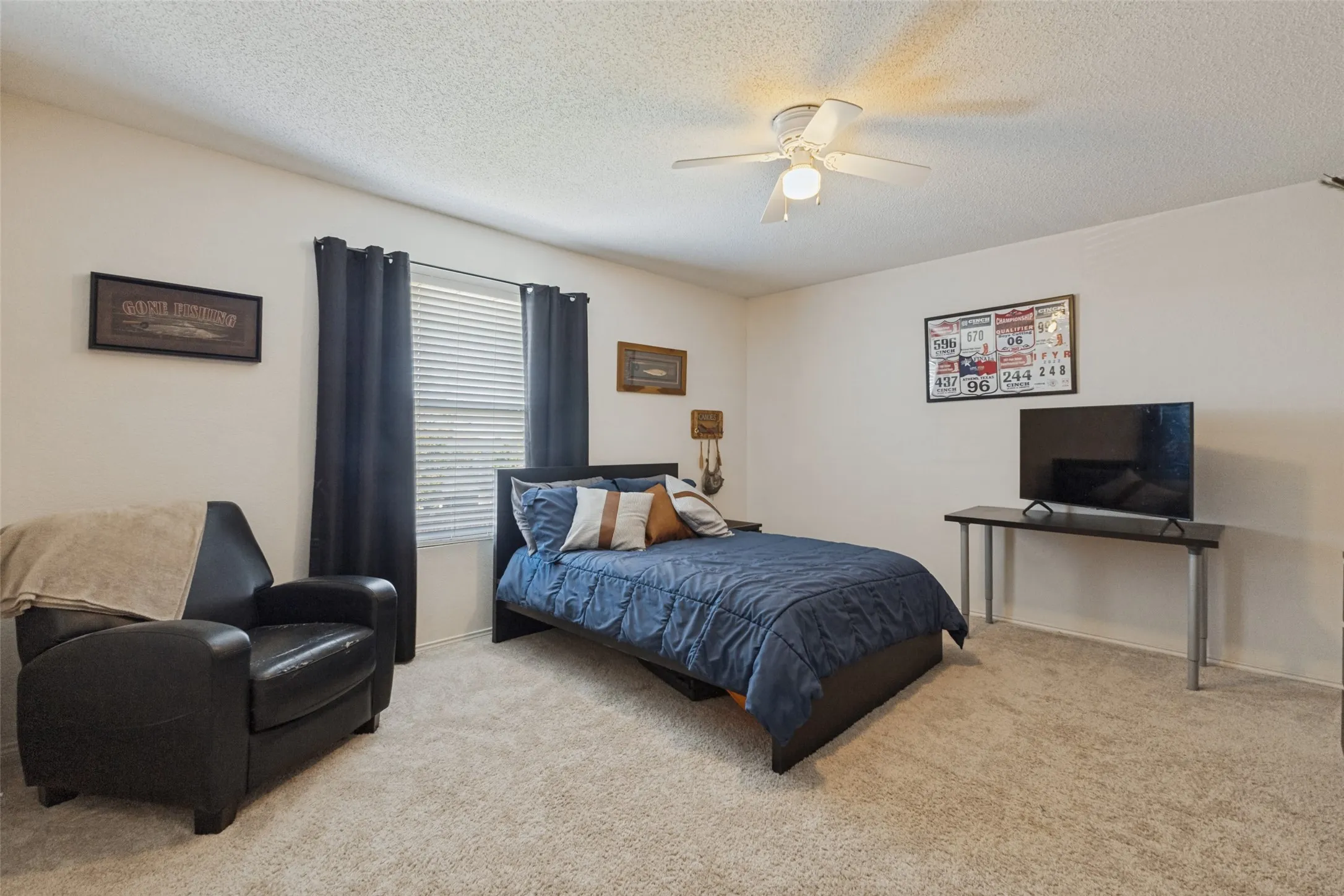 Great size bedroom upstairs