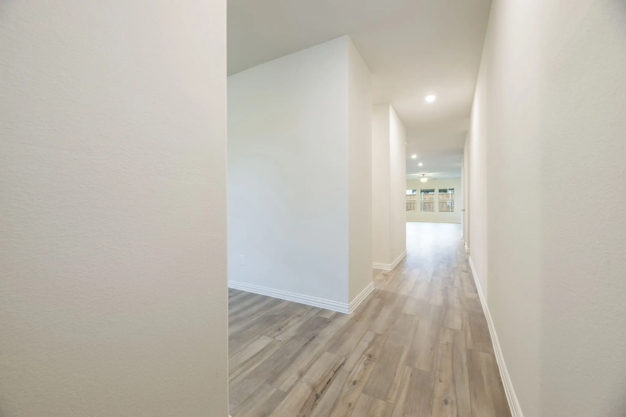 Single Family Residence For Rent in Rockwall County , 1346 Great Sand Dune Street, Royse City, Texas 75189, 4 Bedroom, 3 Bathroom, 2 Garage spaces, 2,651 Sqft, built in 2023, mls#21411207, Real Estate Agent in Royse City, Homes For Rent in Rockwall county, Homes For Rent in Royse City, Realtor in Royse City Texas, Real Estate Brokerage Independent Realty Texas, Luminita Cordes Realtor