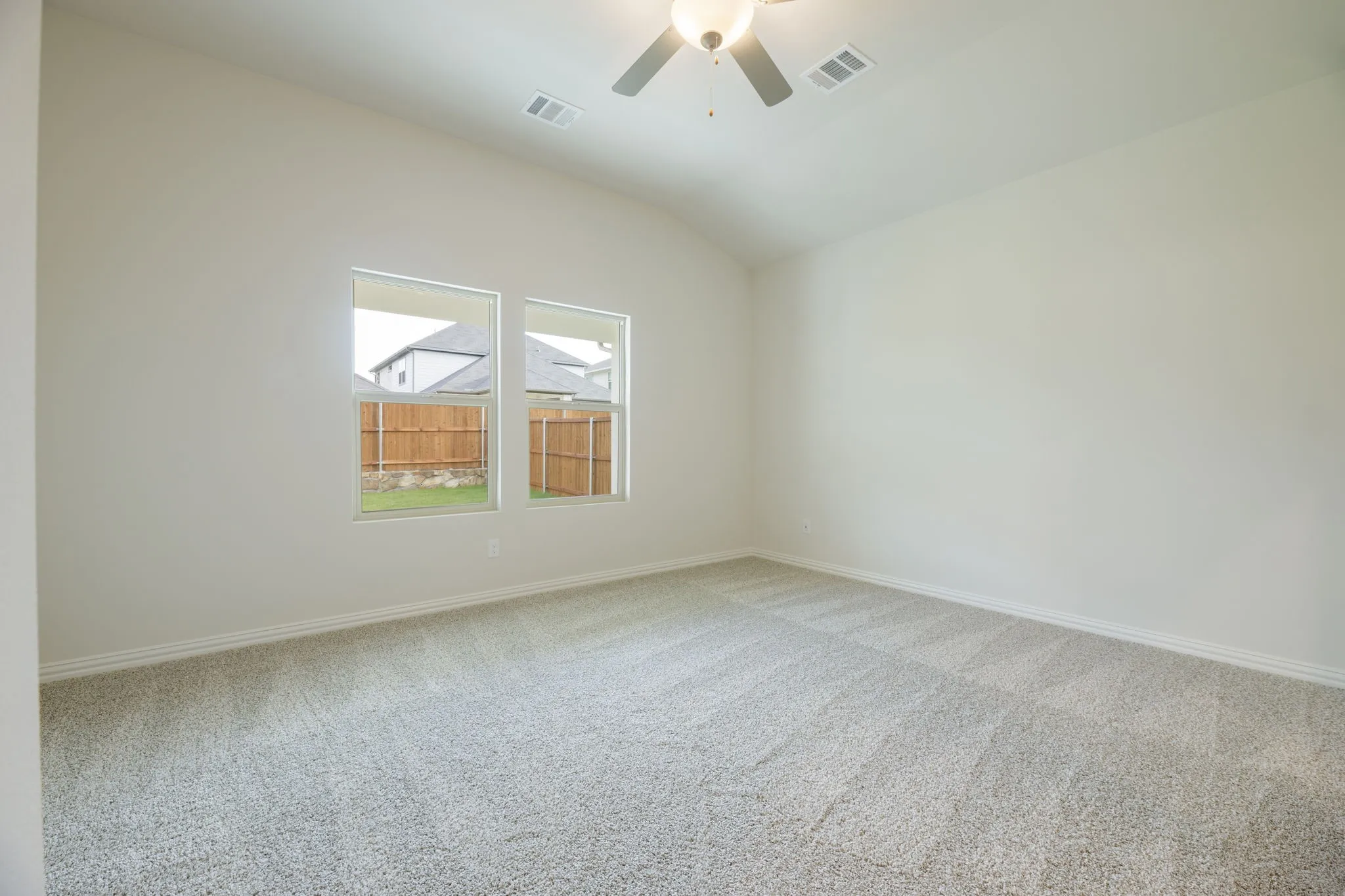 Single Family Residence For Rent in Rockwall County , 1346 Great Sand Dune Street, Royse City, Texas 75189, 4 Bedroom, 3 Bathroom, 2 Garage spaces, 2,651 Sqft, built in 2023, mls#21411207, Real Estate Agent in Royse City, Homes For Rent in Rockwall county, Homes For Rent in Royse City, Realtor in Royse City Texas, Real Estate Brokerage Independent Realty Texas, Luminita Cordes Realtor
