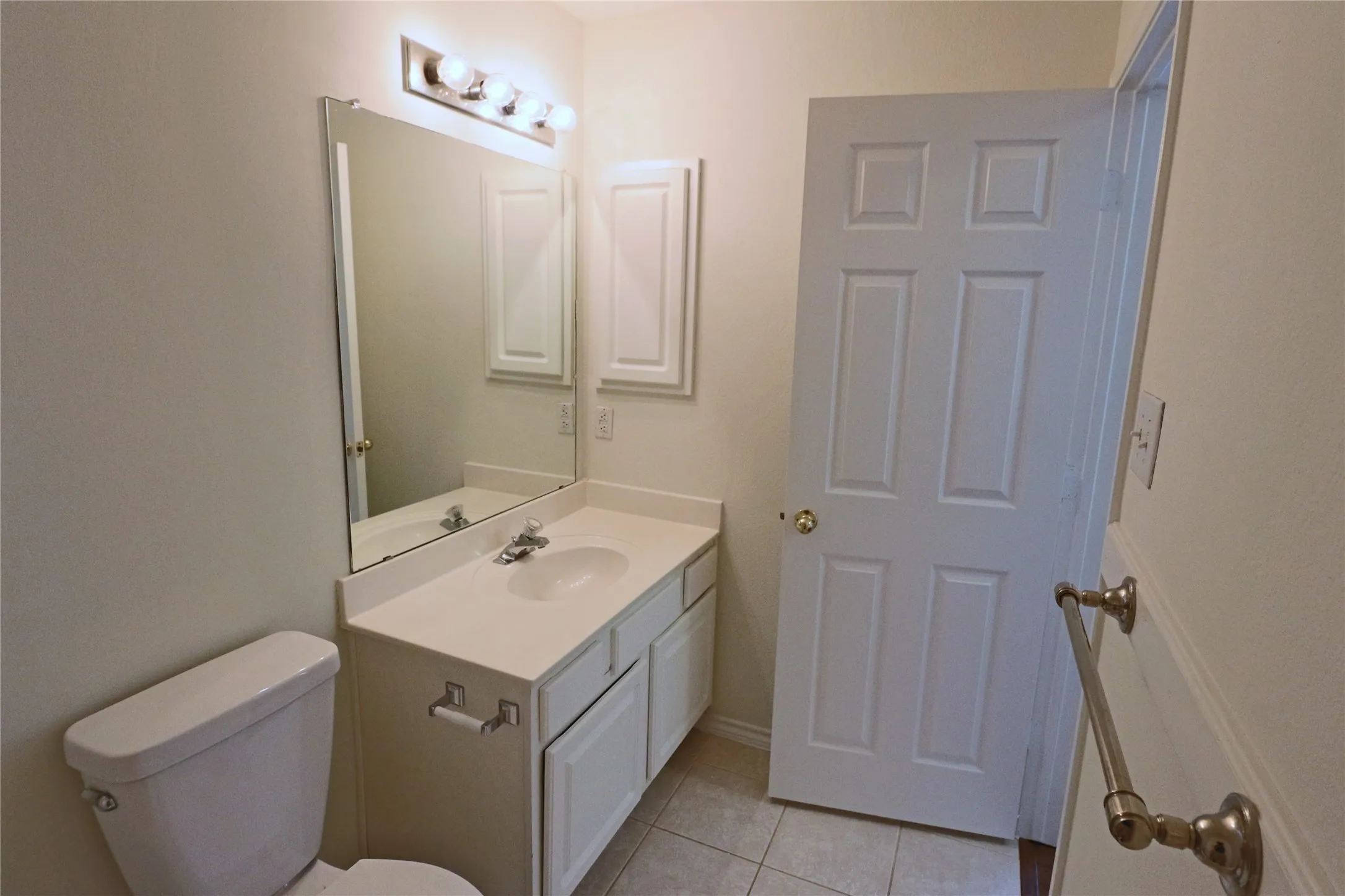 Private bathroom for the fourth​​‌​​​​‌​​‌‌​‌‌​​​‌‌​‌​‌​‌​​​‌​​ bedroom