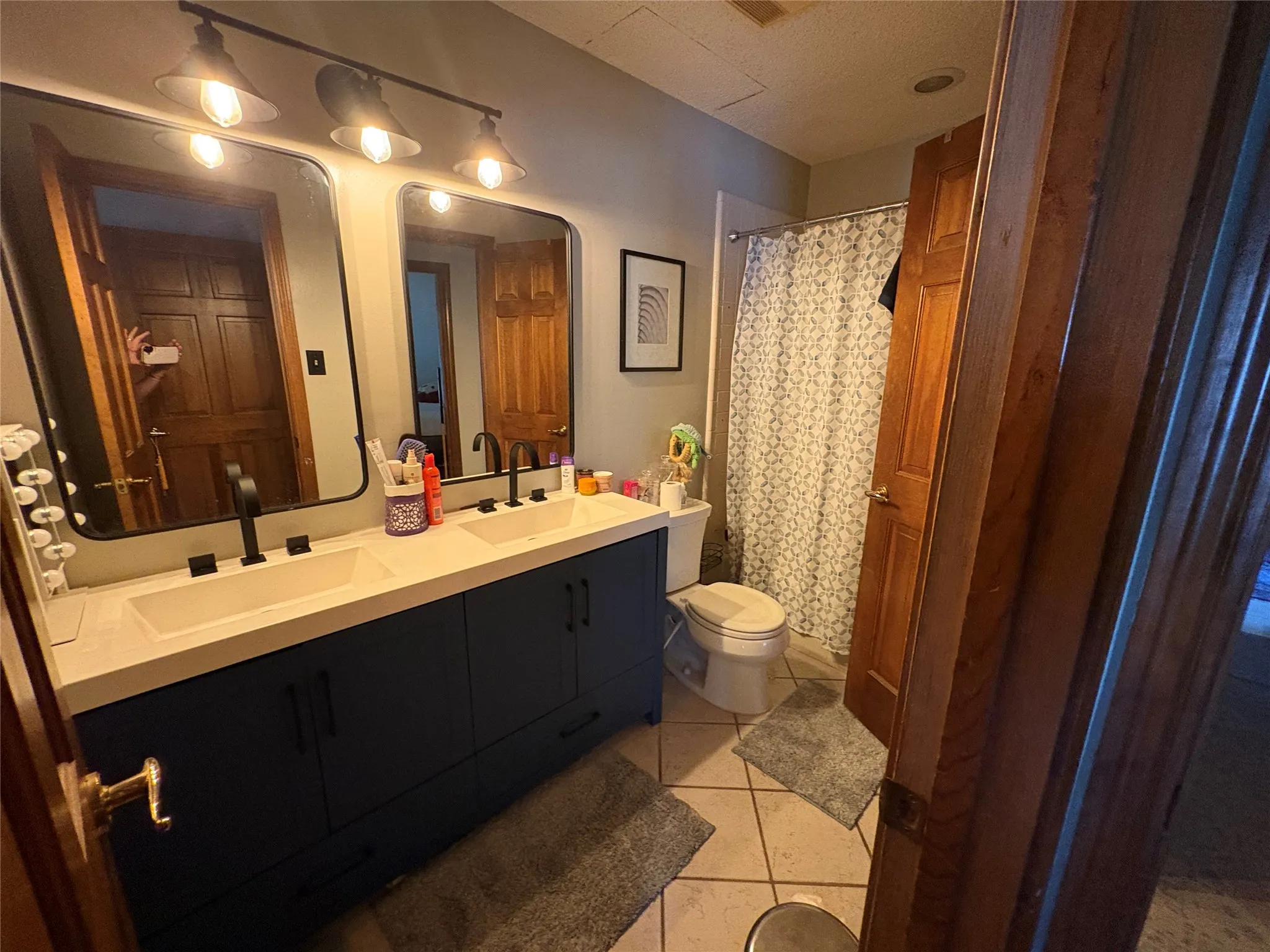 Single Family Residence For Sale in Tarrant County , 8909 Random Road, Fort Worth, Texas 76179, 3 Bedroom, 3 Bathroom, 2 Garage spaces, 2,734 Sqft, built in 1989, mls#21404269, Real Estate Agent in Fort Worth, Homes For Sale in Tarrant county, Homes For Sale in Fort Worth, Realtor in Fort Worth Texas, Real Estate Brokerage Independent Realty Texas, Luminita Cordes Realtor