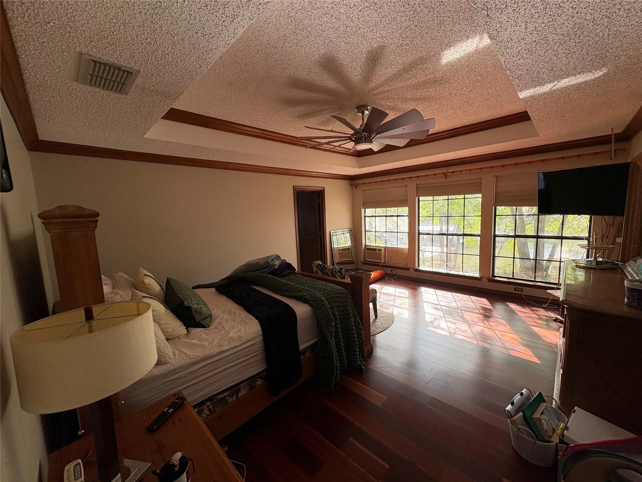 Single Family Residence For Sale in Tarrant County , 8909 Random Road, Fort Worth, Texas 76179, 3 Bedroom, 3 Bathroom, 2 Garage spaces, 2,734 Sqft, built in 1989, mls#21404269, Real Estate Agent in Fort Worth, Homes For Sale in Tarrant county, Homes For Sale in Fort Worth, Realtor in Fort Worth Texas, Real Estate Brokerage Independent Realty Texas, Luminita Cordes Realtor