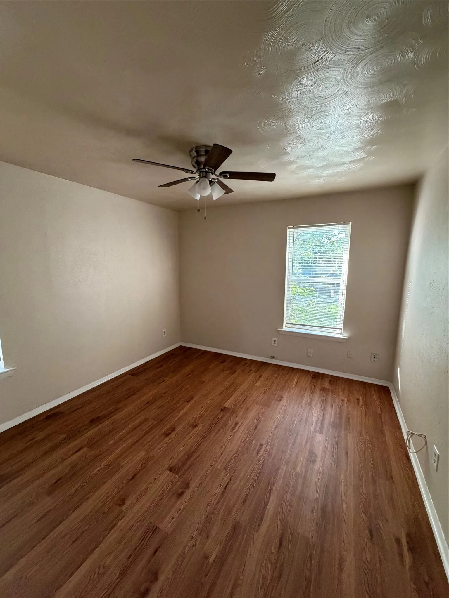 Duplex For Rent in Dallas County , 7815 Millstone Drive, Dallas, Texas 75228, 2 Bedroom, 1 Bathroom, Garage spaces, 1,690 Sqft, built in 1960, mls#21411215, Real Estate Agent in Dallas, Homes For Rent in Dallas county, Homes For Rent in Dallas, Realtor in Dallas Texas, Real Estate Brokerage Independent Realty Texas, Luminita Cordes Realtor