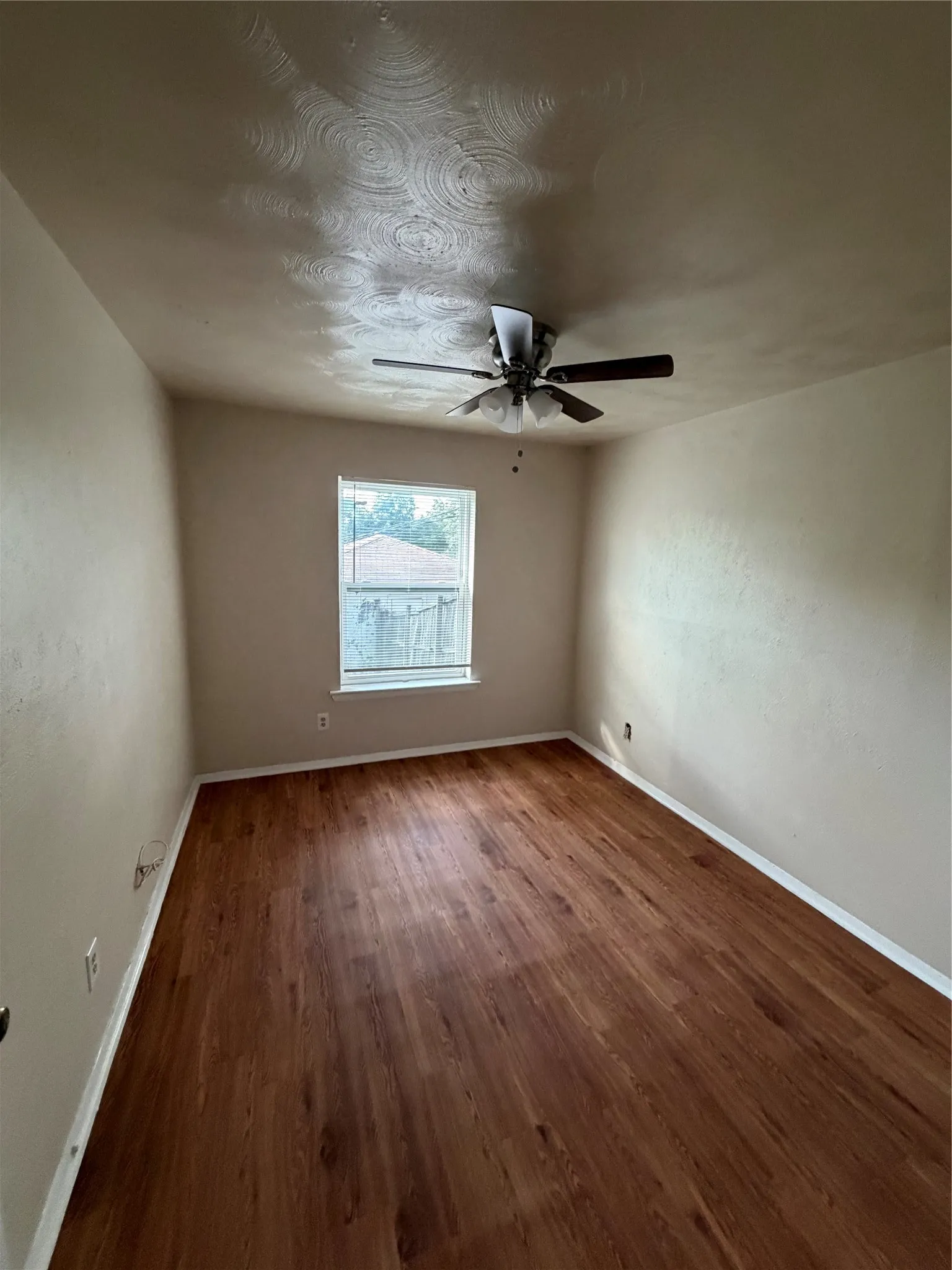Duplex For Rent in Dallas County , 7815 Millstone Drive, Dallas, Texas 75228, 2 Bedroom, 1 Bathroom, Garage spaces, 1,690 Sqft, built in 1960, mls#21411215, Real Estate Agent in Dallas, Homes For Rent in Dallas county, Homes For Rent in Dallas, Realtor in Dallas Texas, Real Estate Brokerage Independent Realty Texas, Luminita Cordes Realtor