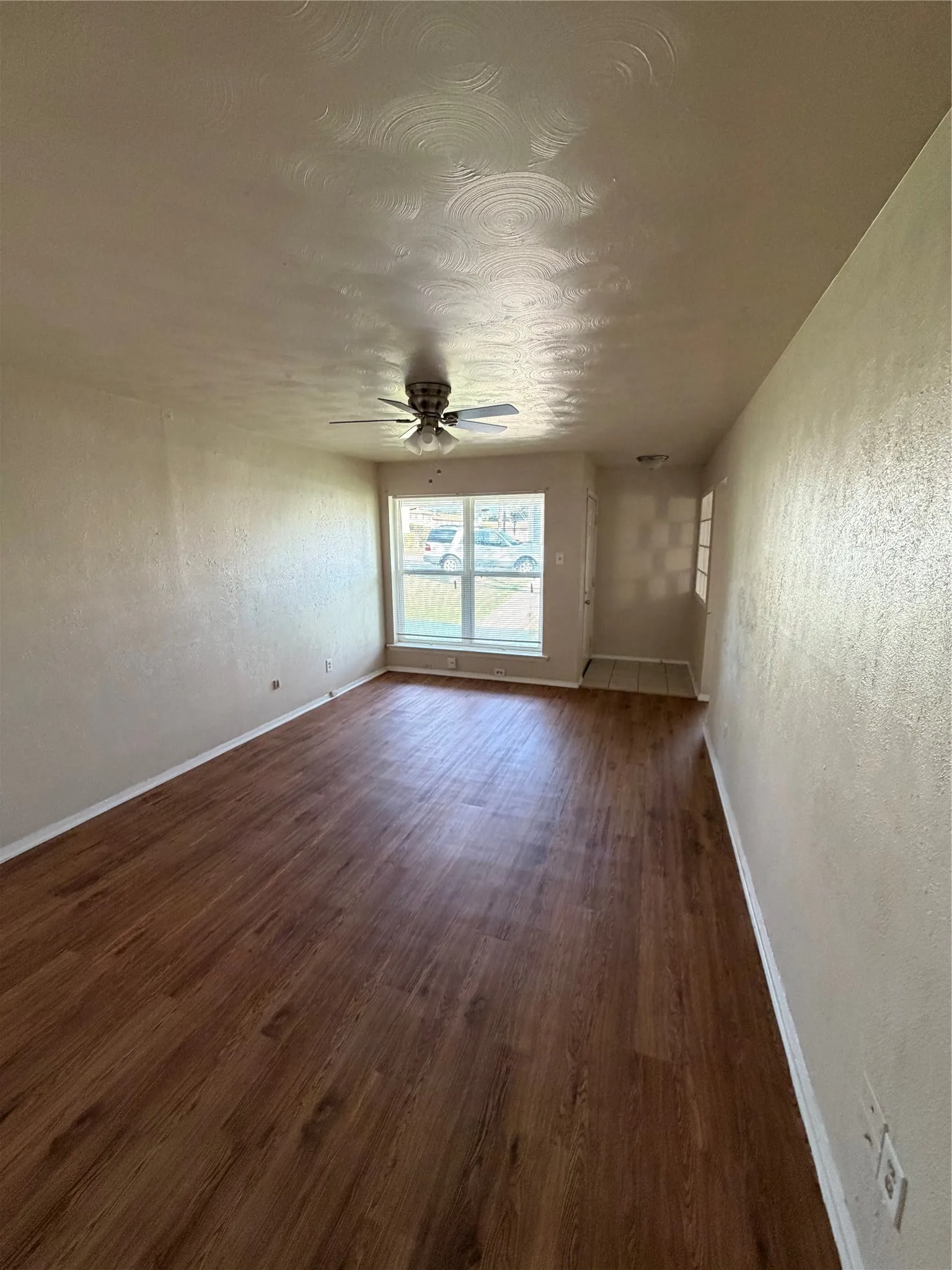 Duplex For Rent in Dallas County , 7815 Millstone Drive, Dallas, Texas 75228, 2 Bedroom, 1 Bathroom, Garage spaces, 1,690 Sqft, built in 1960, mls#21411215, Real Estate Agent in Dallas, Homes For Rent in Dallas county, Homes For Rent in Dallas, Realtor in Dallas Texas, Real Estate Brokerage Independent Realty Texas, Luminita Cordes Realtor