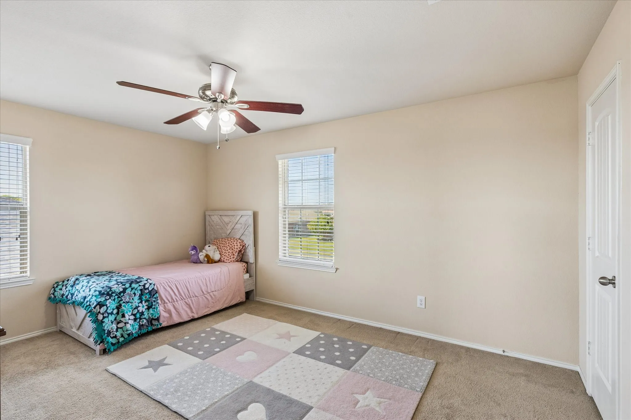 Single Family Residence For Sale in Wise County , 12233 Big Rock Drive, Rhome, Texas 76078, 4 Bedroom, 3 Bathroom, 2 Garage spaces, 2,558 Sqft, built in 2012, mls#21410773, Real Estate Agent in Rhome, Homes For Sale in Wise county, Homes For Sale in Rhome, Realtor in Rhome Texas, Real Estate Brokerage Independent Realty Texas, Luminita Cordes Realtor