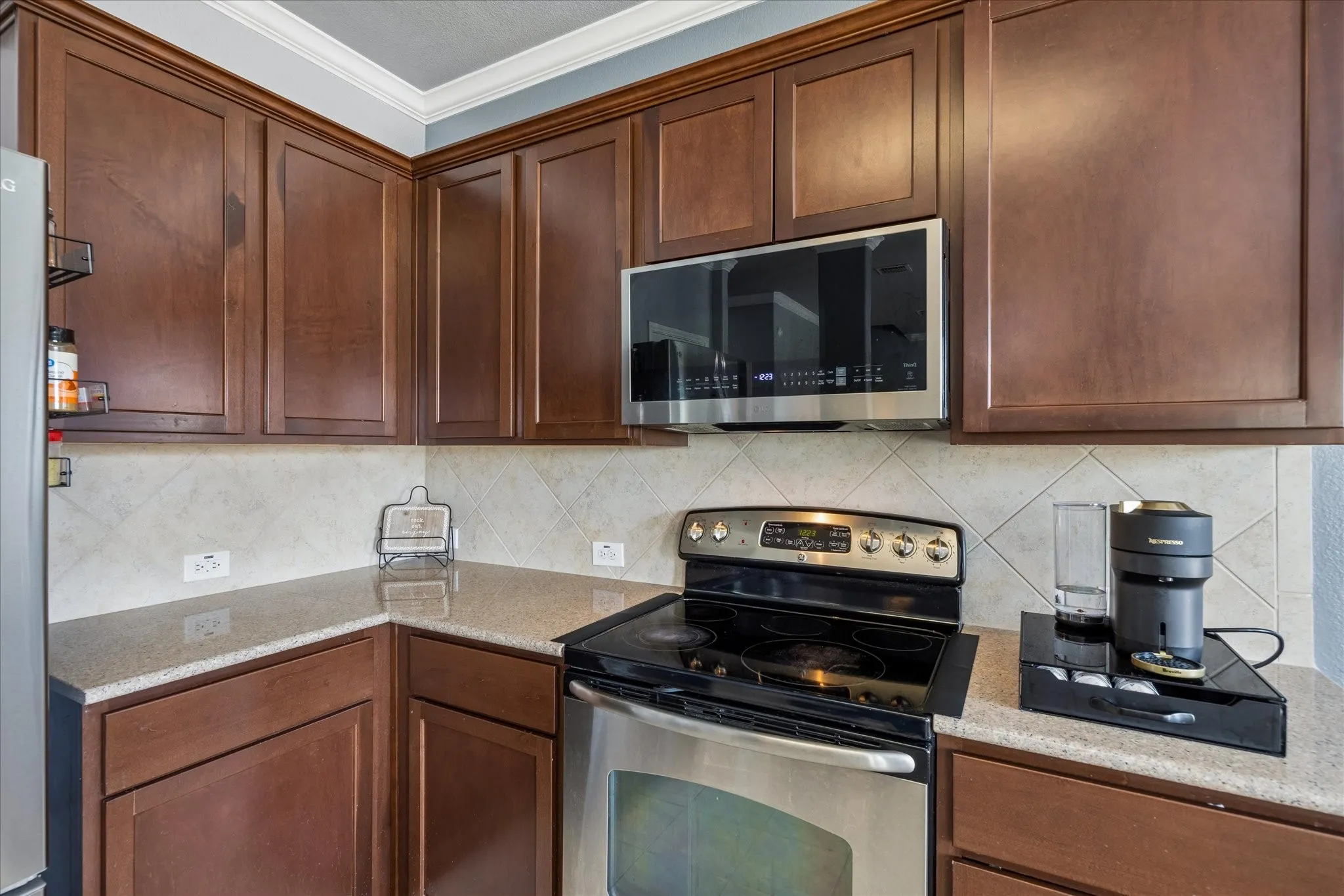 Single Family Residence For Sale in Wise County , 12233 Big Rock Drive, Rhome, Texas 76078, 4 Bedroom, 3 Bathroom, 2 Garage spaces, 2,558 Sqft, built in 2012, mls#21410773, Real Estate Agent in Rhome, Homes For Sale in Wise county, Homes For Sale in Rhome, Realtor in Rhome Texas, Real Estate Brokerage Independent Realty Texas, Luminita Cordes Realtor