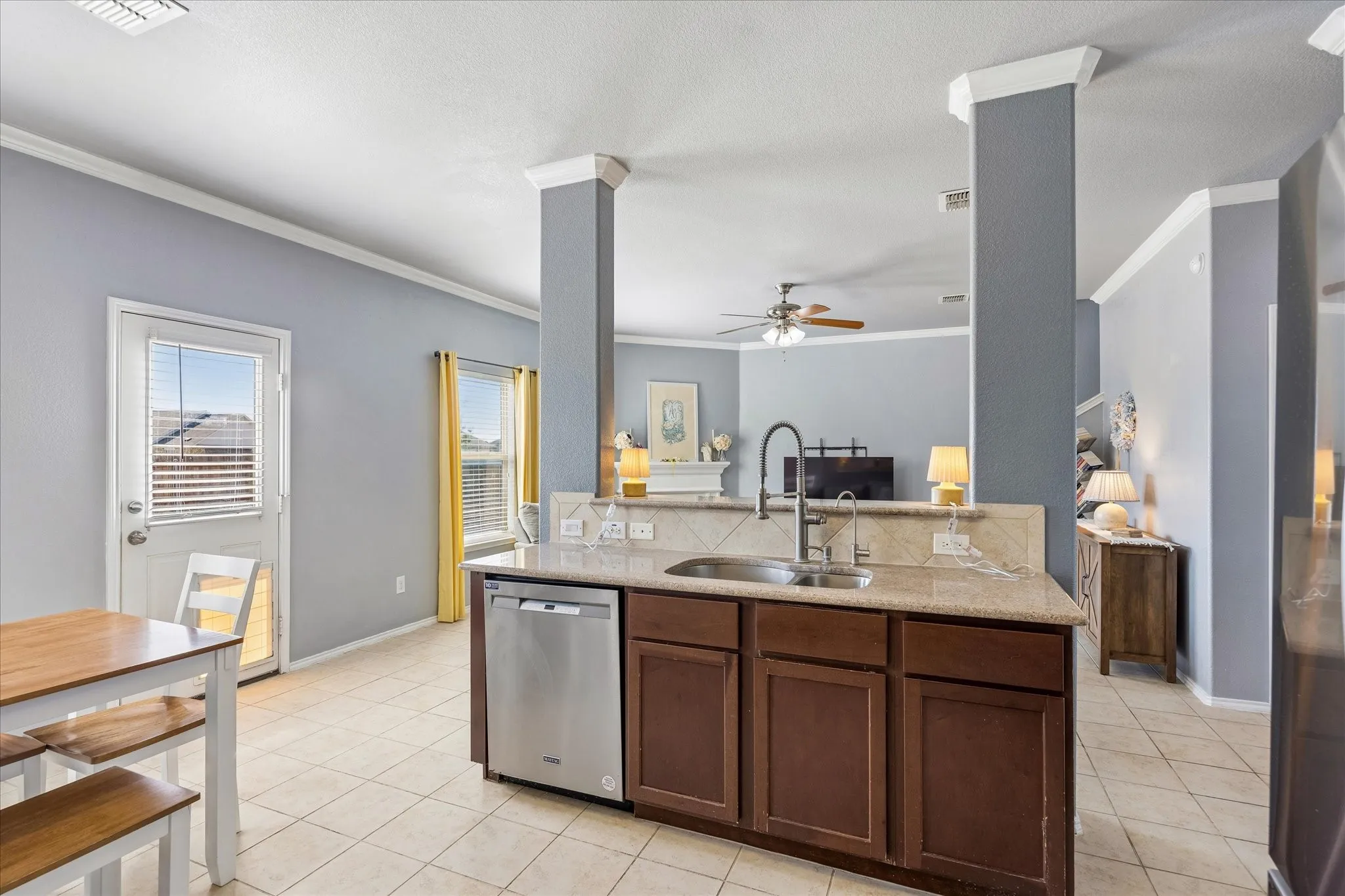 Single Family Residence For Sale in Wise County , 12233 Big Rock Drive, Rhome, Texas 76078, 4 Bedroom, 3 Bathroom, 2 Garage spaces, 2,558 Sqft, built in 2012, mls#21410773, Real Estate Agent in Rhome, Homes For Sale in Wise county, Homes For Sale in Rhome, Realtor in Rhome Texas, Real Estate Brokerage Independent Realty Texas, Luminita Cordes Realtor