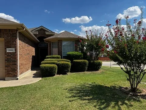 Single Family Residence For Rent