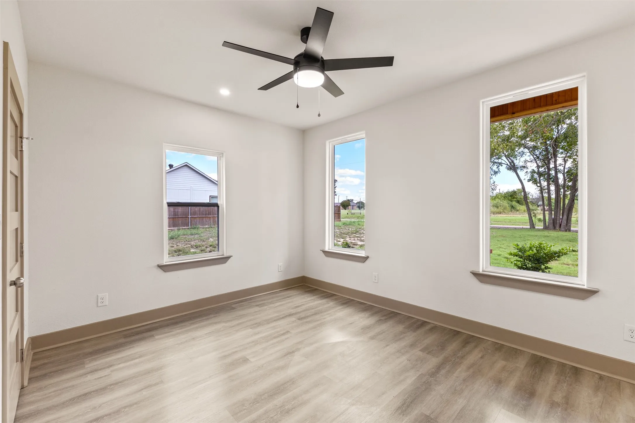 Single Family Residence For Sale in Hunt County , 5288 County Road 2248, Greenville, Texas 75402, 3 Bedroom, 2 Bathroom, 2 Garage spaces, 1,705 Sqft, built in 2026, mls#21411206, Real Estate Agent in Greenville, Homes For Sale in Hunt county, Homes For Sale in Greenville, Realtor in Greenville Texas, Real Estate Brokerage Independent Realty Texas, Luminita Cordes Realtor