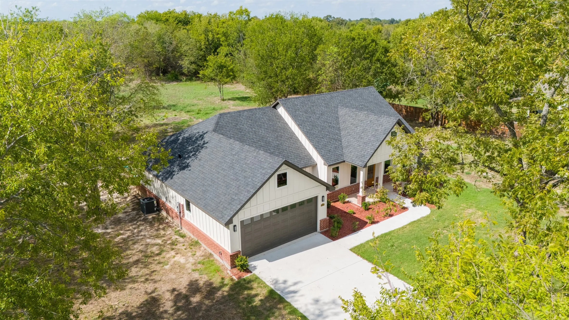 Single Family Residence For Sale in Hunt County , 5288 County Road 2248, Greenville, Texas 75402, 3 Bedroom, 2 Bathroom, 2 Garage spaces, 1,705 Sqft, built in 2026, mls#21411206, Real Estate Agent in Greenville, Homes For Sale in Hunt county, Homes For Sale in Greenville, Realtor in Greenville Texas, Real Estate Brokerage Independent Realty Texas, Luminita Cordes Realtor
