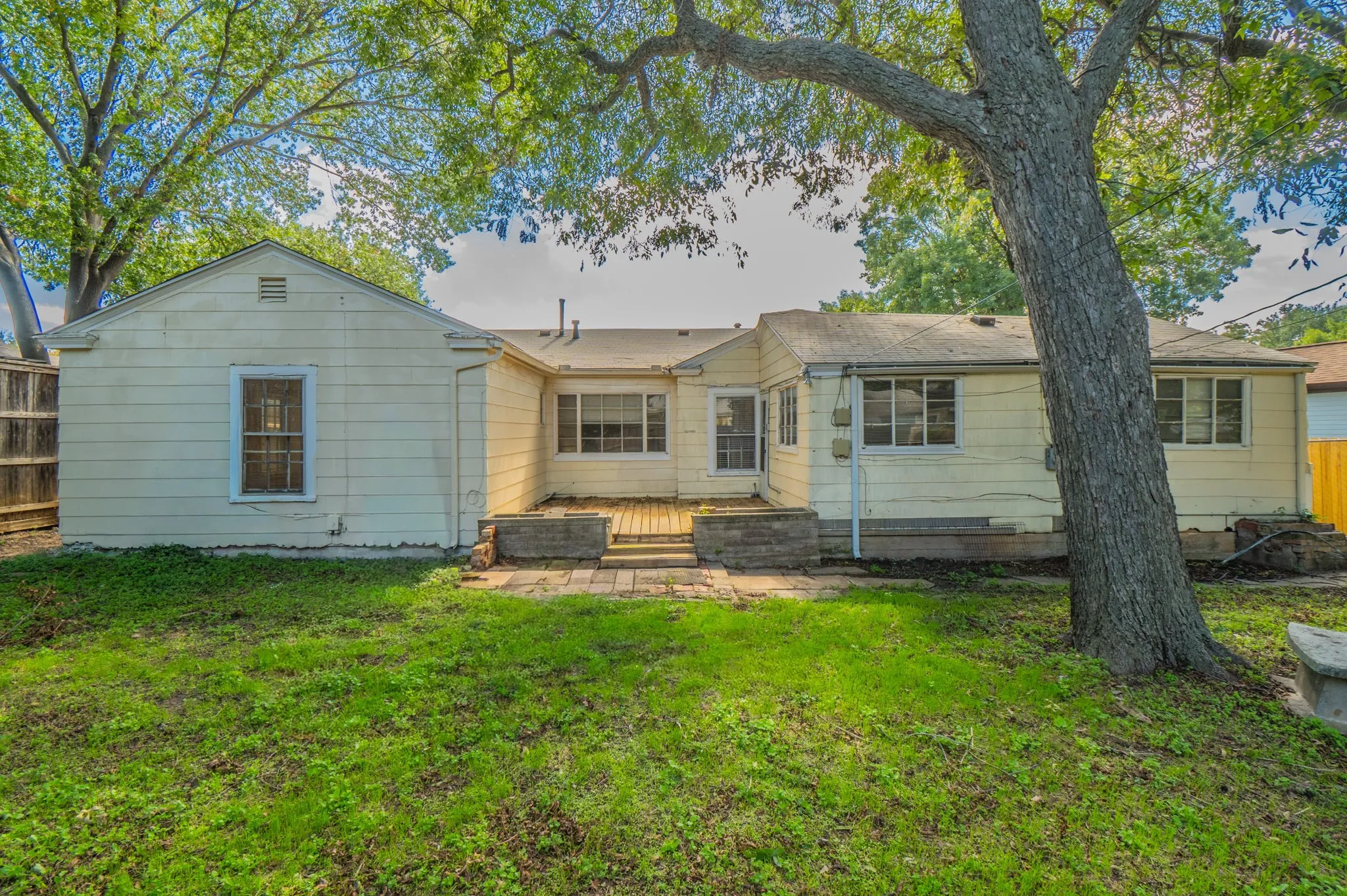 Back open patio or deck