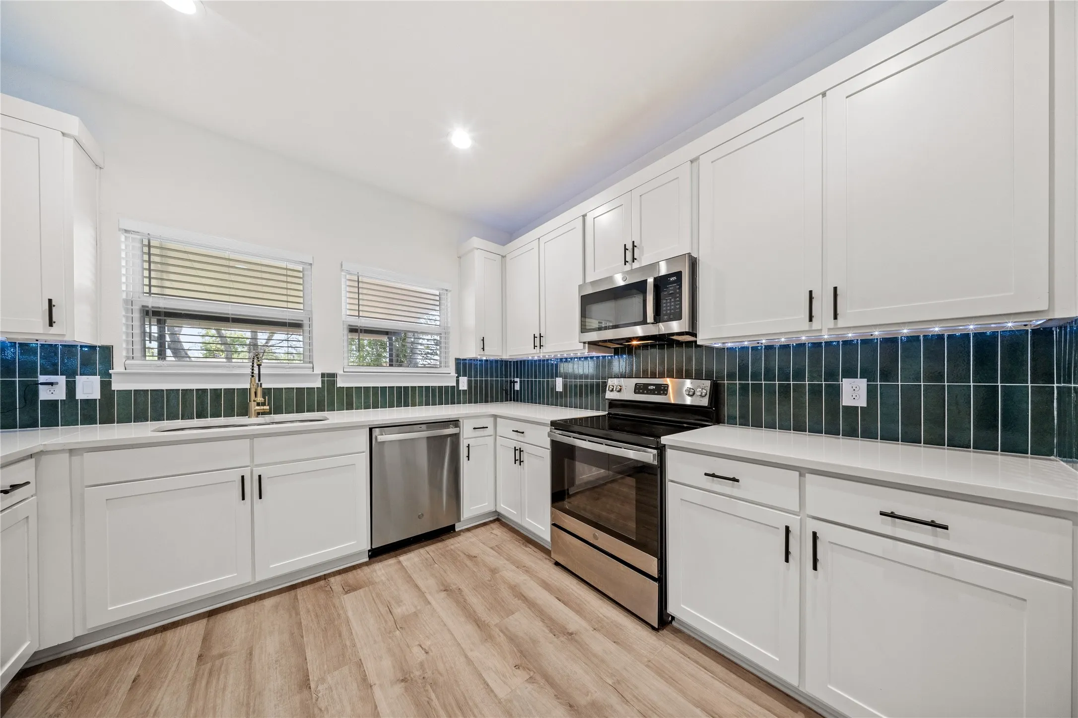 Single Family Residence For Sale in Dallas County , 1829 Galveston Street, Grand Prairie, Texas 75051, 4 Bedroom, 3 Bathroom, 2 Garage spaces, 1,900 Sqft, built in 2023, mls#21410442, Real Estate Agent in Grand Prairie, Homes For Sale in Dallas county, Homes For Sale in Grand Prairie, Realtor in Grand Prairie Texas, Real Estate Brokerage Independent Realty Texas, Luminita Cordes Realtor