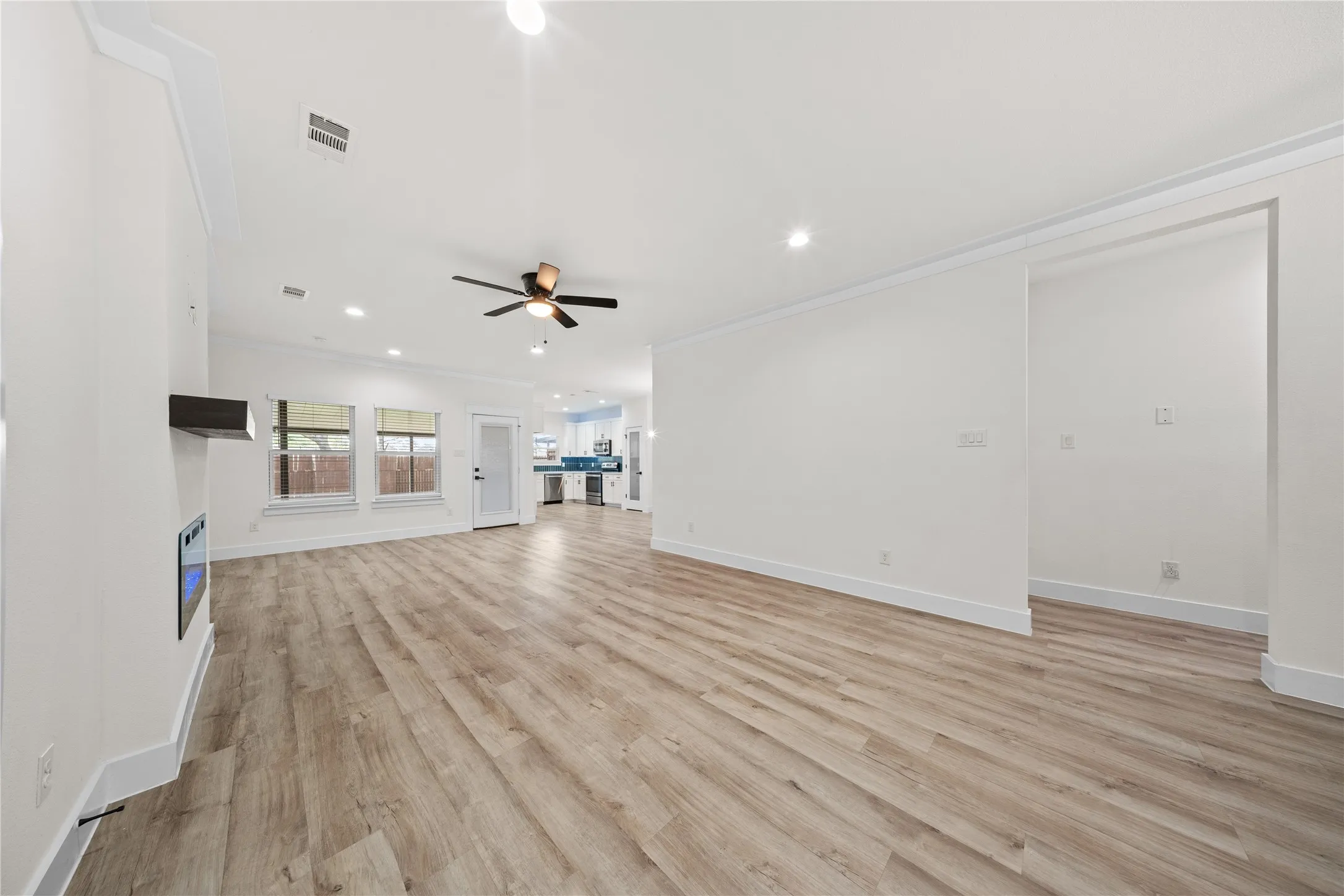 Single Family Residence For Sale in Dallas County , 1829 Galveston Street, Grand Prairie, Texas 75051, 4 Bedroom, 3 Bathroom, 2 Garage spaces, 1,900 Sqft, built in 2023, mls#21410442, Real Estate Agent in Grand Prairie, Homes For Sale in Dallas county, Homes For Sale in Grand Prairie, Realtor in Grand Prairie Texas, Real Estate Brokerage Independent Realty Texas, Luminita Cordes Realtor