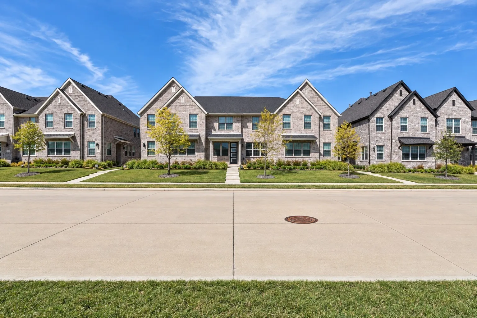 Townhouse For Sale in Collin County , 2520 Red Tailed Hawk Lane, Mc Kinney, Texas 75071, 3 Bedroom, 3 Bathroom, 2 Garage spaces, 1,760 Sqft, built in 2025, mls#21409211, Real Estate Agent in Mc Kinney, Homes For Sale in Collin county, Homes For Sale in Mc Kinney, Realtor in Mc Kinney Texas, Real Estate Brokerage Independent Realty Texas, Luminita Cordes Realtor