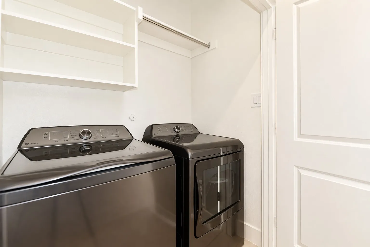 Townhouse For Sale in Collin County , 2520 Red Tailed Hawk Lane, Mc Kinney, Texas 75071, 3 Bedroom, 3 Bathroom, 2 Garage spaces, 1,760 Sqft, built in 2025, mls#21409211, Real Estate Agent in Mc Kinney, Homes For Sale in Collin county, Homes For Sale in Mc Kinney, Realtor in Mc Kinney Texas, Real Estate Brokerage Independent Realty Texas, Luminita Cordes Realtor