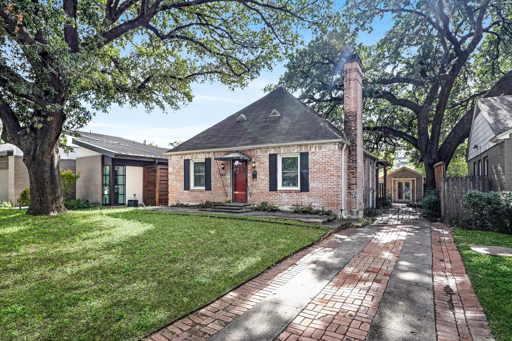 Single Family Residence For Sale
