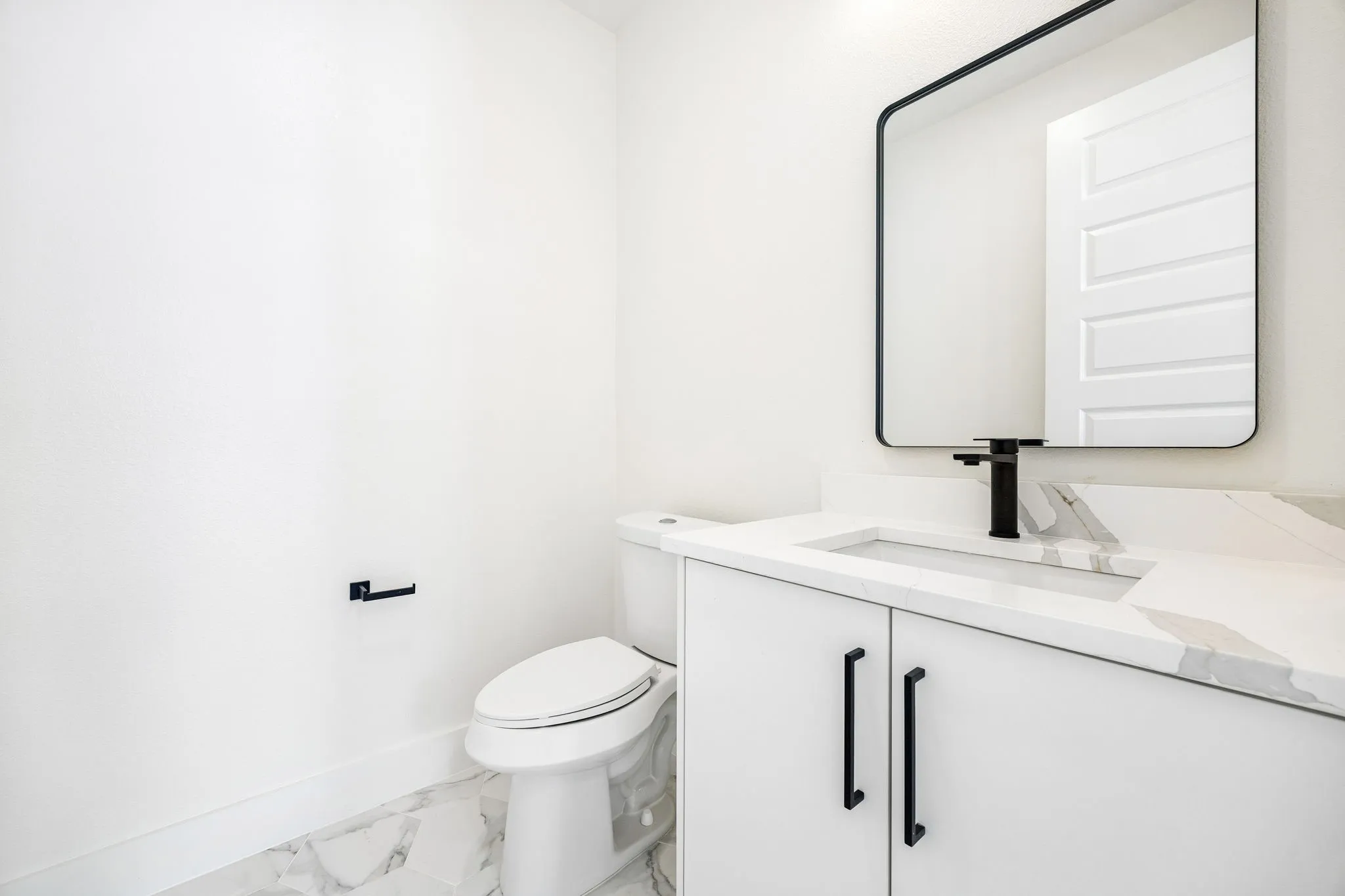 Single Family Residence For Sale in Dallas County , 413 N Patton Avenue, Dallas, Texas 75203, 3 Bedroom, 3 Bathroom, 2 Garage spaces, 2,500 Sqft, built in 2026, mls#21411046, Real Estate Agent in Dallas, Homes For Sale in Dallas county, Homes For Sale in Dallas, Realtor in Dallas Texas, Real Estate Brokerage Independent Realty Texas, Luminita Cordes Realtor