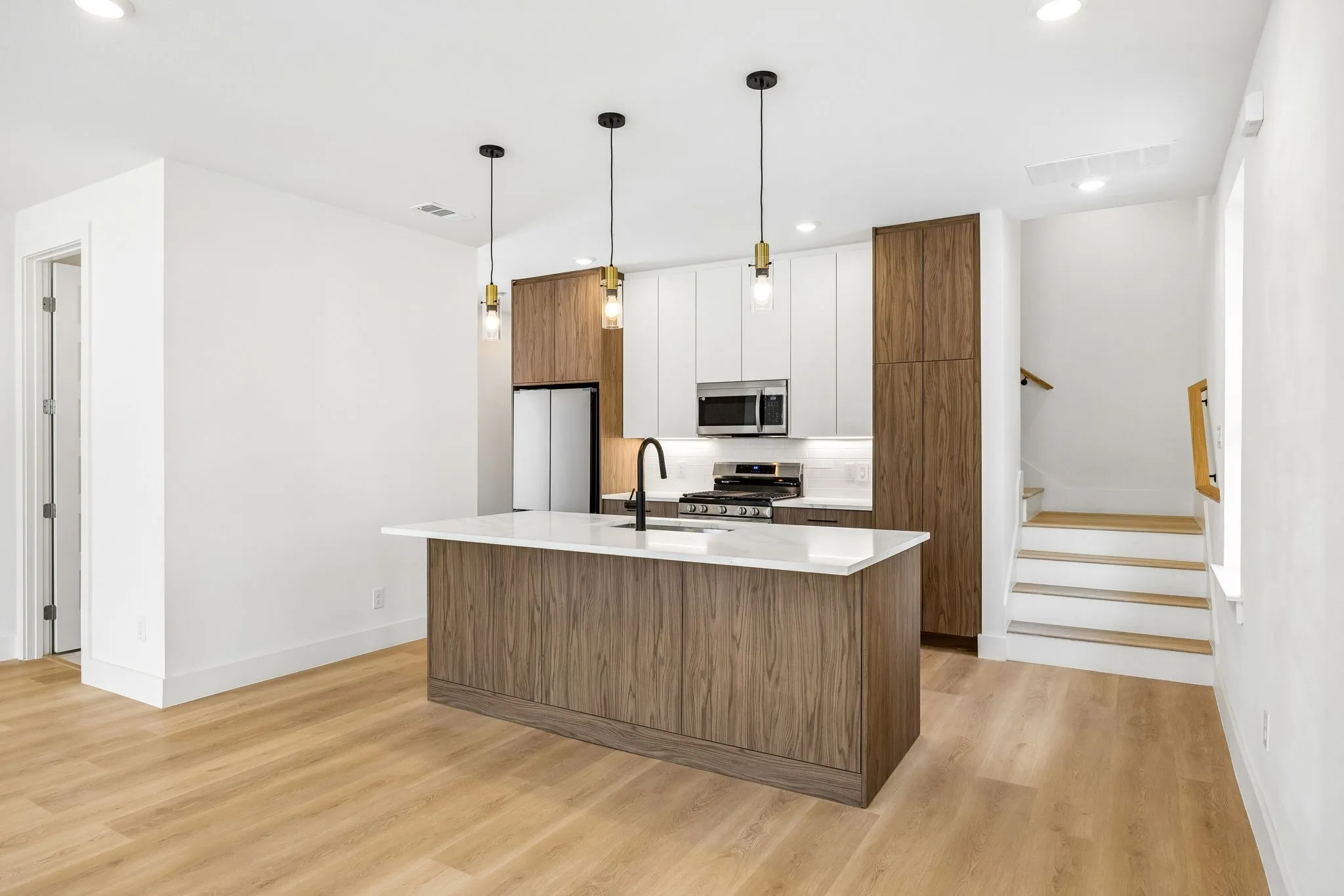 Single Family Residence For Sale