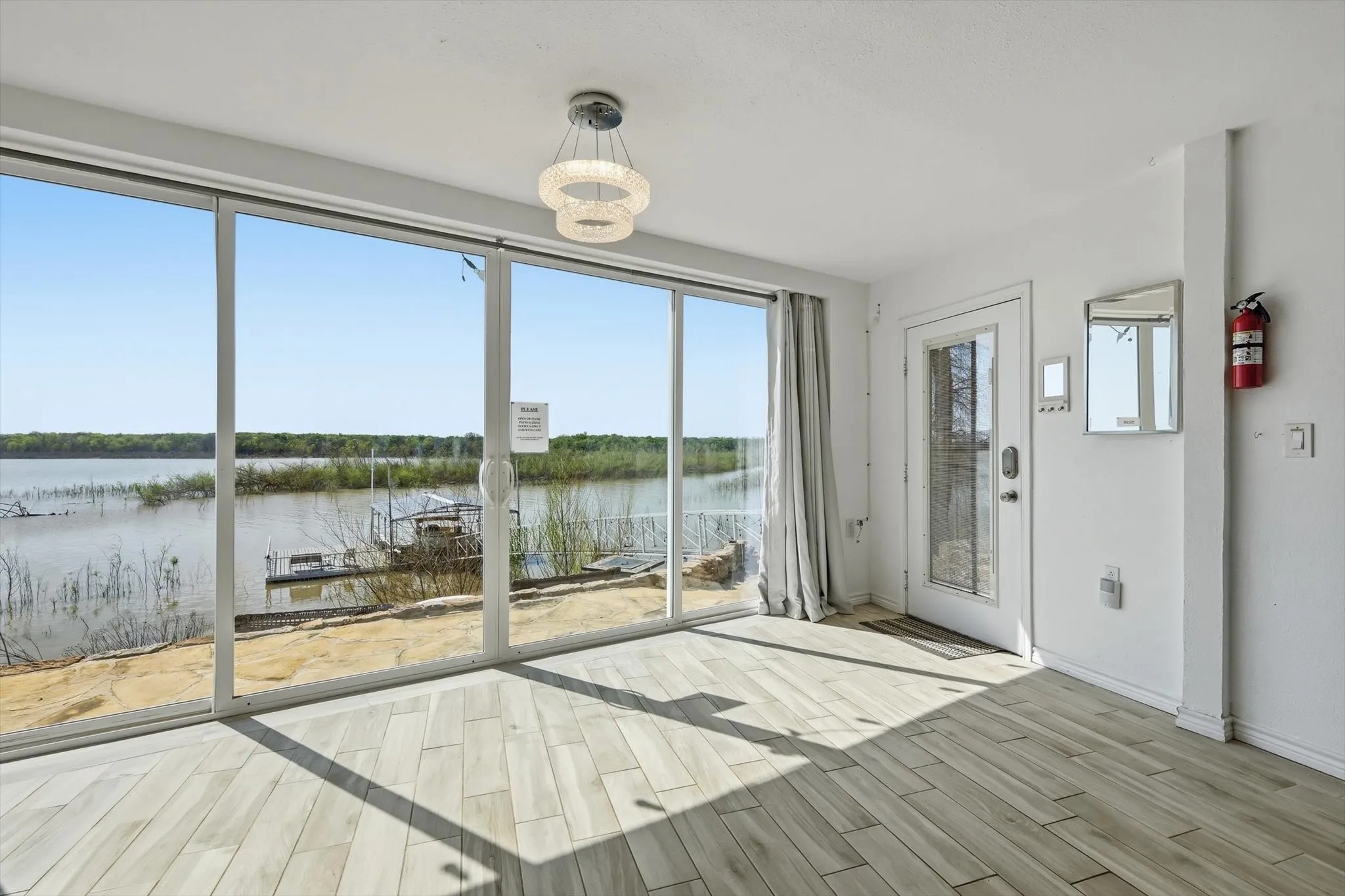 Single Family Residence For Rent in Wise County , 732 Blue Fathom Drive, Runaway Bay, Texas 76426, 3 Bedroom, 3 Bathroom, Garage spaces, 2,064 Sqft, built in 1990, mls#21411254, Real Estate Agent in Runaway Bay, Homes For Rent in Wise county, Homes For Rent in Runaway Bay, Realtor in Runaway Bay Texas, Real Estate Brokerage Independent Realty Texas, Luminita Cordes Realtor