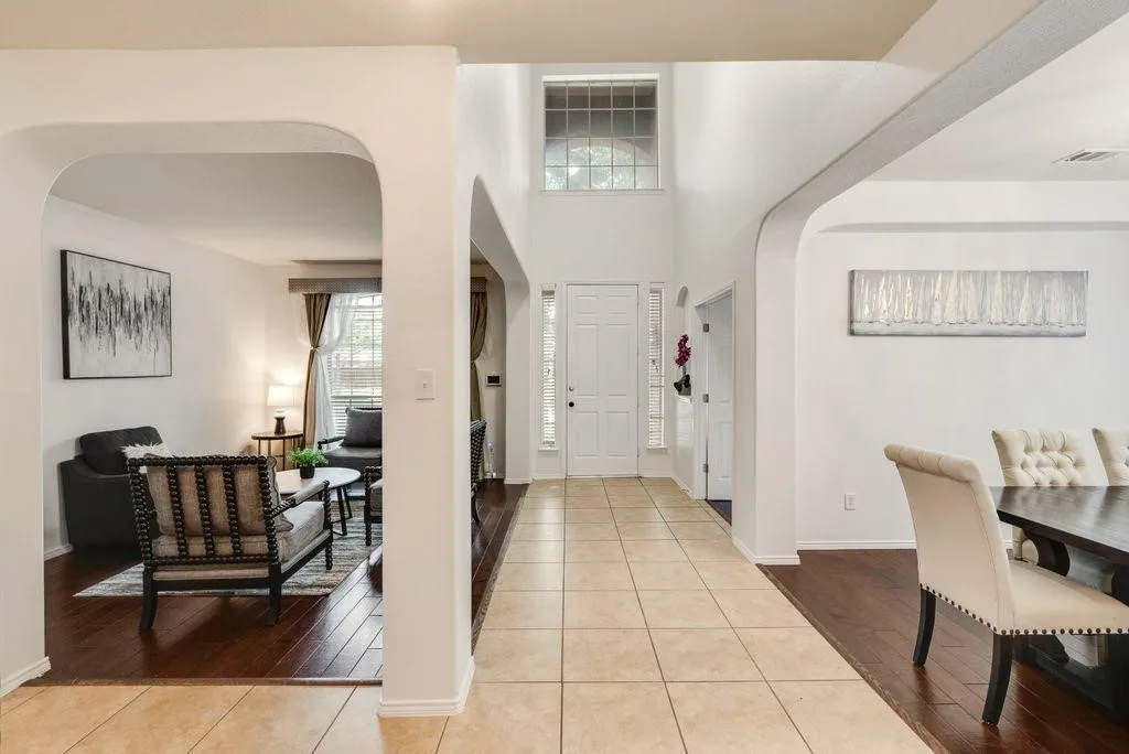 Single Family Residence For Rent in Denton County , 13714 Fall Harvest Drive, Frisco, Texas 75033, 4 Bedroom, 5 Bathroom, 2 Garage spaces, 4,115 Sqft, built in 2006, mls#21411256, Real Estate Agent in Frisco, Homes For Rent in Denton county, Homes For Rent in Frisco, Realtor in Frisco Texas, Real Estate Brokerage Independent Realty Texas, Luminita Cordes Realtor