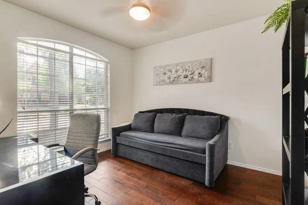 Single Family Residence For Rent in Denton County , 13714 Fall Harvest Drive, Frisco, Texas 75033, 4 Bedroom, 5 Bathroom, 2 Garage spaces, 4,115 Sqft, built in 2006, mls#21411256, Real Estate Agent in Frisco, Homes For Rent in Denton county, Homes For Rent in Frisco, Realtor in Frisco Texas, Real Estate Brokerage Independent Realty Texas, Luminita Cordes Realtor