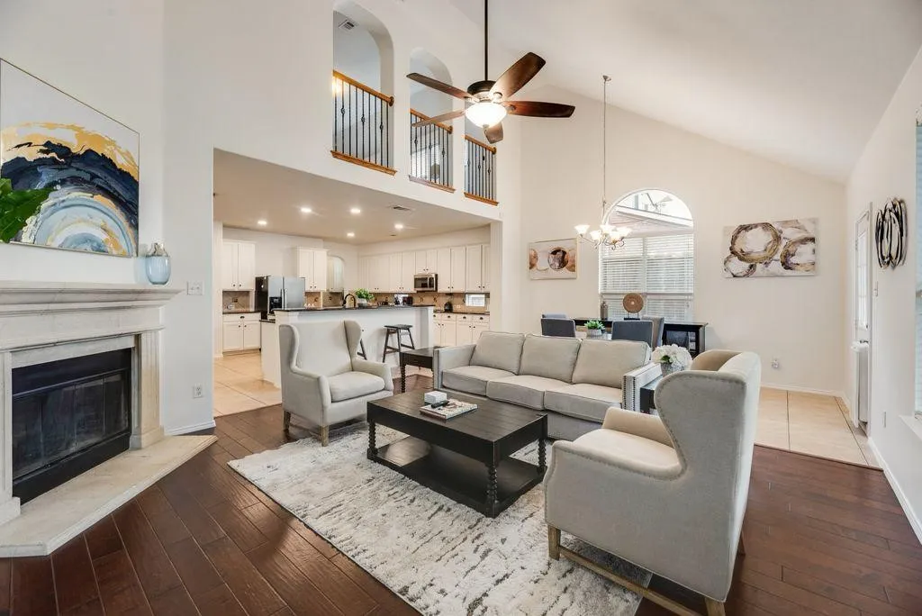 Single Family Residence For Rent in Denton County , 13714 Fall Harvest Drive, Frisco, Texas 75033, 4 Bedroom, 5 Bathroom, 2 Garage spaces, 4,115 Sqft, built in 2006, mls#21411256, Real Estate Agent in Frisco, Homes For Rent in Denton county, Homes For Rent in Frisco, Realtor in Frisco Texas, Real Estate Brokerage Independent Realty Texas, Luminita Cordes Realtor