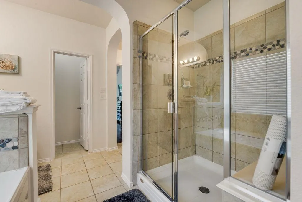 Single Family Residence For Rent in Denton County , 13714 Fall Harvest Drive, Frisco, Texas 75033, 4 Bedroom, 5 Bathroom, 2 Garage spaces, 4,115 Sqft, built in 2006, mls#21411256, Real Estate Agent in Frisco, Homes For Rent in Denton county, Homes For Rent in Frisco, Realtor in Frisco Texas, Real Estate Brokerage Independent Realty Texas, Luminita Cordes Realtor