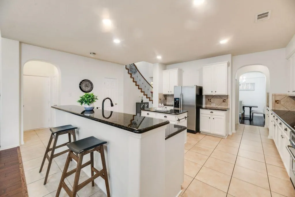 Single Family Residence For Rent in Denton County , 13714 Fall Harvest Drive, Frisco, Texas 75033, 4 Bedroom, 5 Bathroom, 2 Garage spaces, 4,115 Sqft, built in 2006, mls#21411256, Real Estate Agent in Frisco, Homes For Rent in Denton county, Homes For Rent in Frisco, Realtor in Frisco Texas, Real Estate Brokerage Independent Realty Texas, Luminita Cordes Realtor