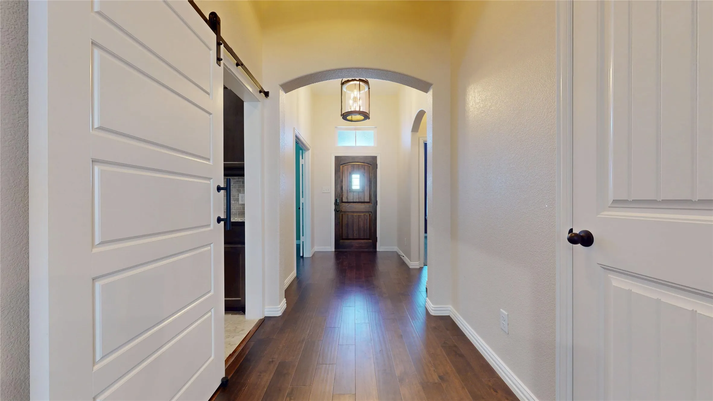 Single Family Residence For Sale in Parker County , 1021 Flagstone Drive, Weatherford, Texas 76085, 4 Bedroom, 3 Bathroom, 3 Garage spaces, 2,448 Sqft, built in 2019, mls#21411197, Real Estate Agent in Weatherford, Homes For Sale in Parker county, Homes For Sale in Weatherford, Realtor in Weatherford Texas, Real Estate Brokerage Independent Realty Texas, Luminita Cordes Realtor