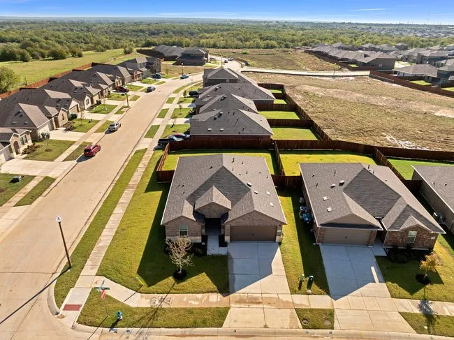 Single Family Residence For Rent in Denton County , 1450 Saddlehorn Drive, Denton, Texas 76207, 3 Bedroom, 2 Bathroom, 2 Garage spaces, 1,615 Sqft, built in 2025, mls#21411249, Real Estate Agent in Denton, Homes For Rent in Denton county, Homes For Rent in Denton, Realtor in Denton Texas, Real Estate Brokerage Independent Realty Texas, Luminita Cordes Realtor