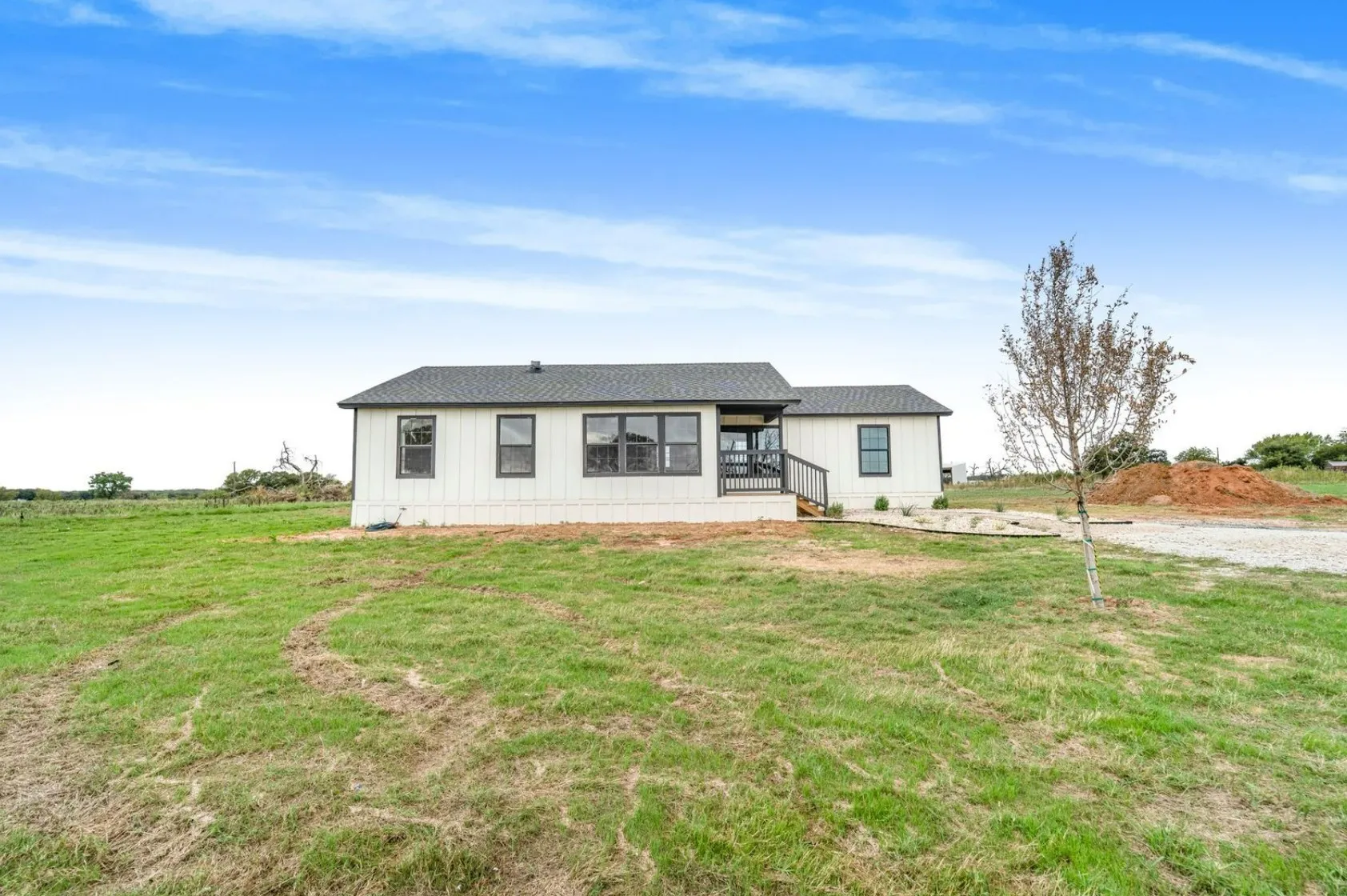 Single Family Residence For Sale in Mc Lennan County , 6903 Rogers Hill, Waco, Texas 76705, 3 Bedroom, 2 Bathroom, Garage spaces, 1,500 Sqft, built in 1970, mls#21411202, Real Estate Agent in Waco, Homes For Sale in Mc Lennan county, Homes For Sale in Waco, Realtor in Waco Texas, Real Estate Brokerage Independent Realty Texas, Luminita Cordes Realtor