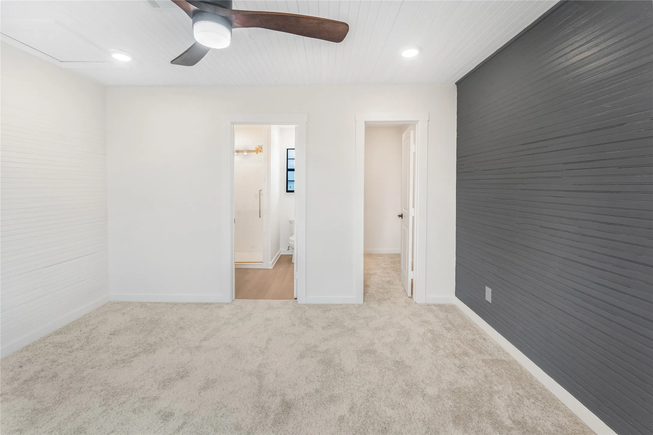 Single Family Residence For Sale in Mc Lennan County , 6903 Rogers Hill, Waco, Texas 76705, 3 Bedroom, 2 Bathroom, Garage spaces, 1,500 Sqft, built in 1970, mls#21411202, Real Estate Agent in Waco, Homes For Sale in Mc Lennan county, Homes For Sale in Waco, Realtor in Waco Texas, Real Estate Brokerage Independent Realty Texas, Luminita Cordes Realtor