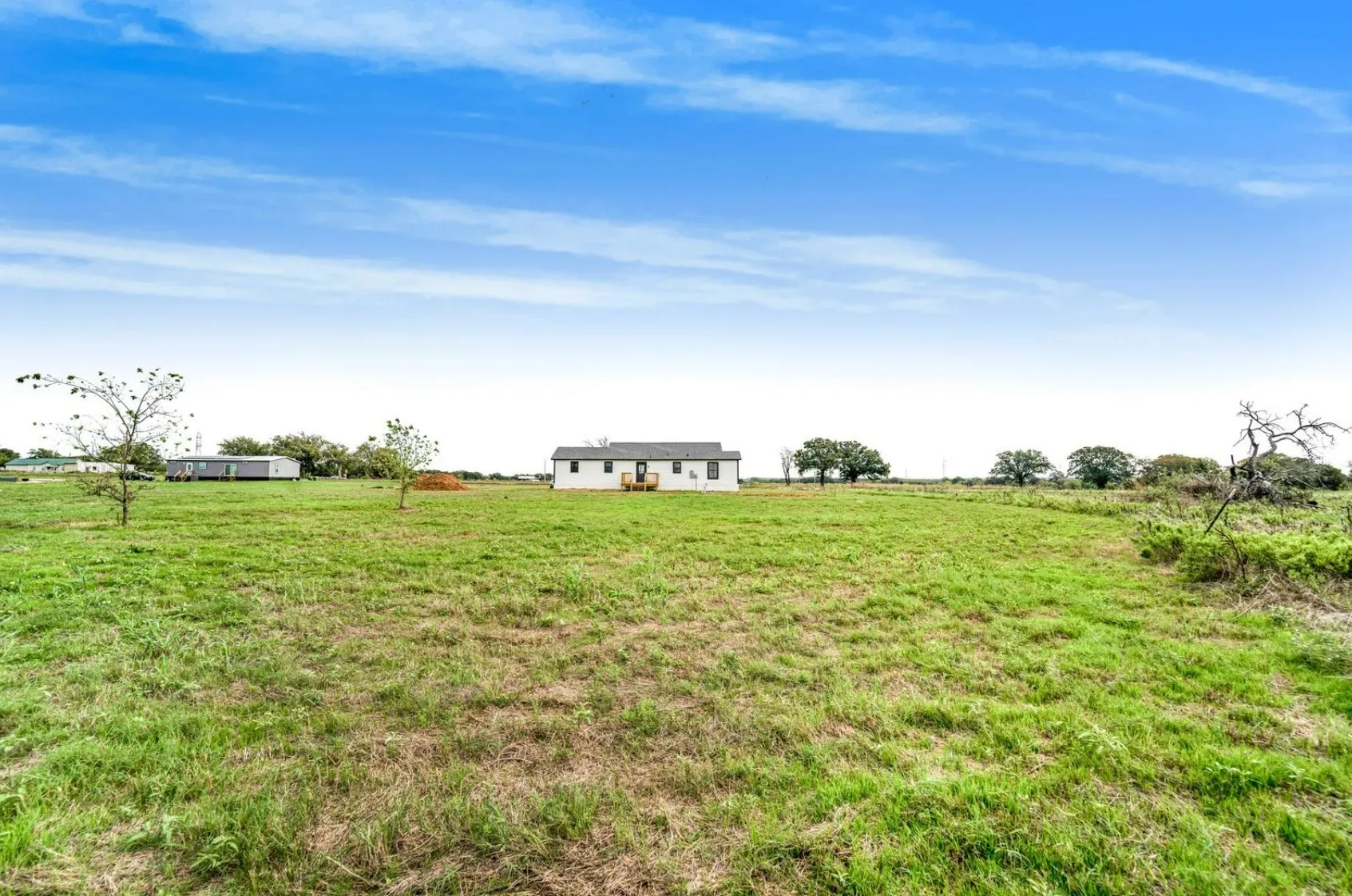 Single Family Residence For Sale in Mc Lennan County , 6903 Rogers Hill, Waco, Texas 76705, 3 Bedroom, 2 Bathroom, Garage spaces, 1,500 Sqft, built in 1970, mls#21411202, Real Estate Agent in Waco, Homes For Sale in Mc Lennan county, Homes For Sale in Waco, Realtor in Waco Texas, Real Estate Brokerage Independent Realty Texas, Luminita Cordes Realtor
