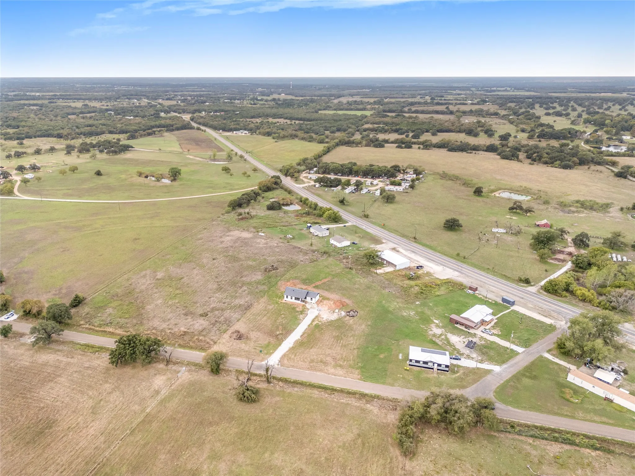 Single Family Residence For Sale in Mc Lennan County , 6903 Rogers Hill, Waco, Texas 76705, 3 Bedroom, 2 Bathroom, Garage spaces, 1,500 Sqft, built in 1970, mls#21411202, Real Estate Agent in Waco, Homes For Sale in Mc Lennan county, Homes For Sale in Waco, Realtor in Waco Texas, Real Estate Brokerage Independent Realty Texas, Luminita Cordes Realtor